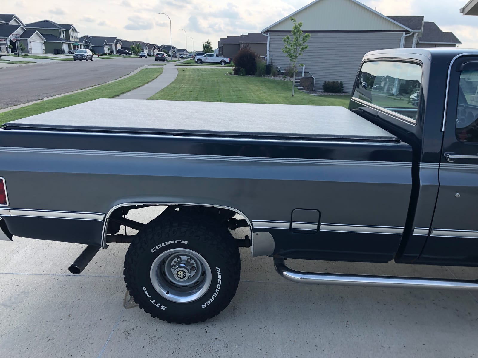 RealTruck TruXedo Lo Pro Soft Roll Up Truck Bed Tonneau Cover | 540601 | Fits 1973 - 1987 Chevy/GMC C/K Pickup 8' Bed (96