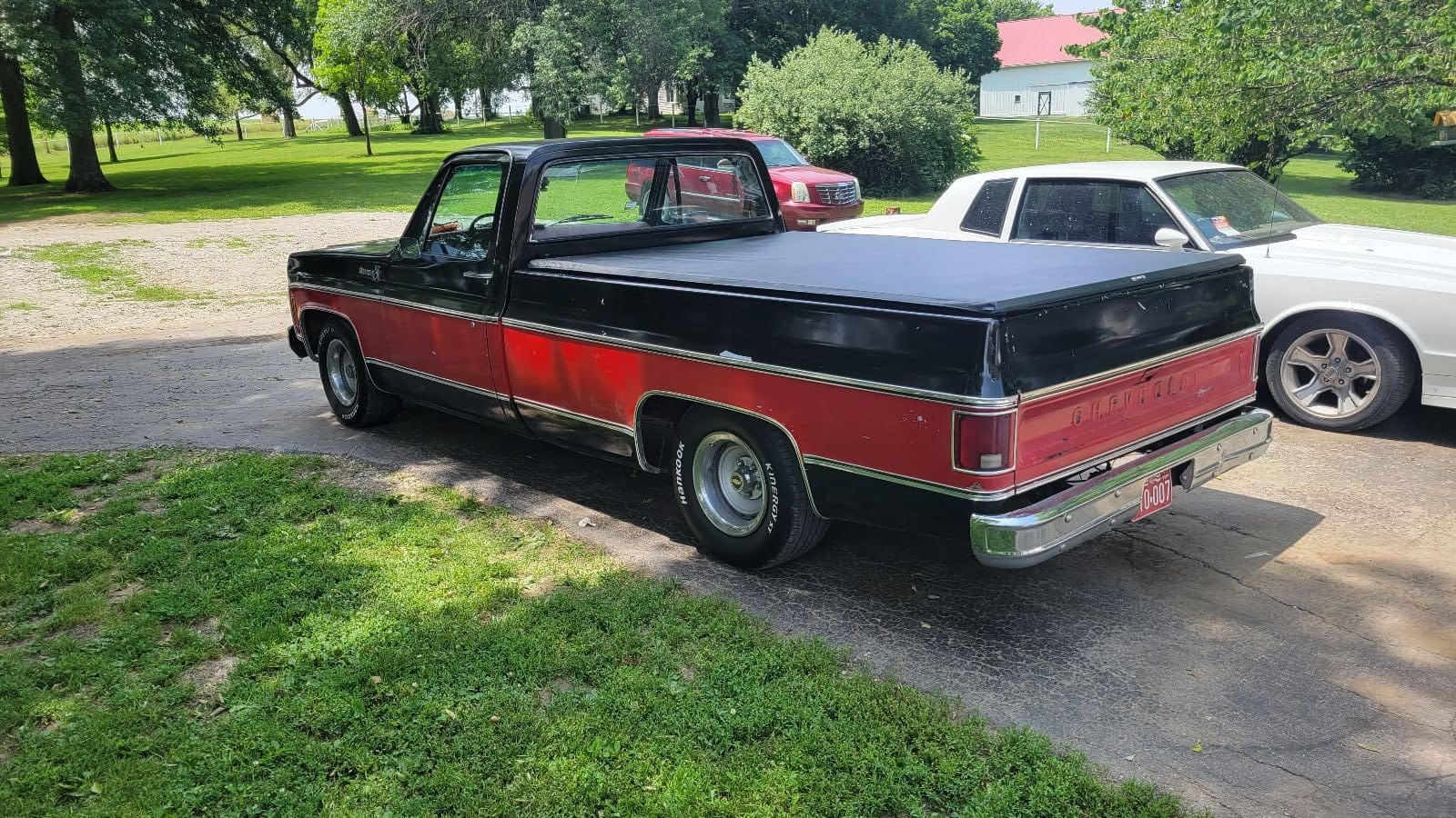 RealTruck TruXedo TruXport Soft Roll Up Truck Bed Tonneau Cover | 240601 | Fits 1973 - 1987 Chevy/GMC C/K Pickup 8' Bed (96