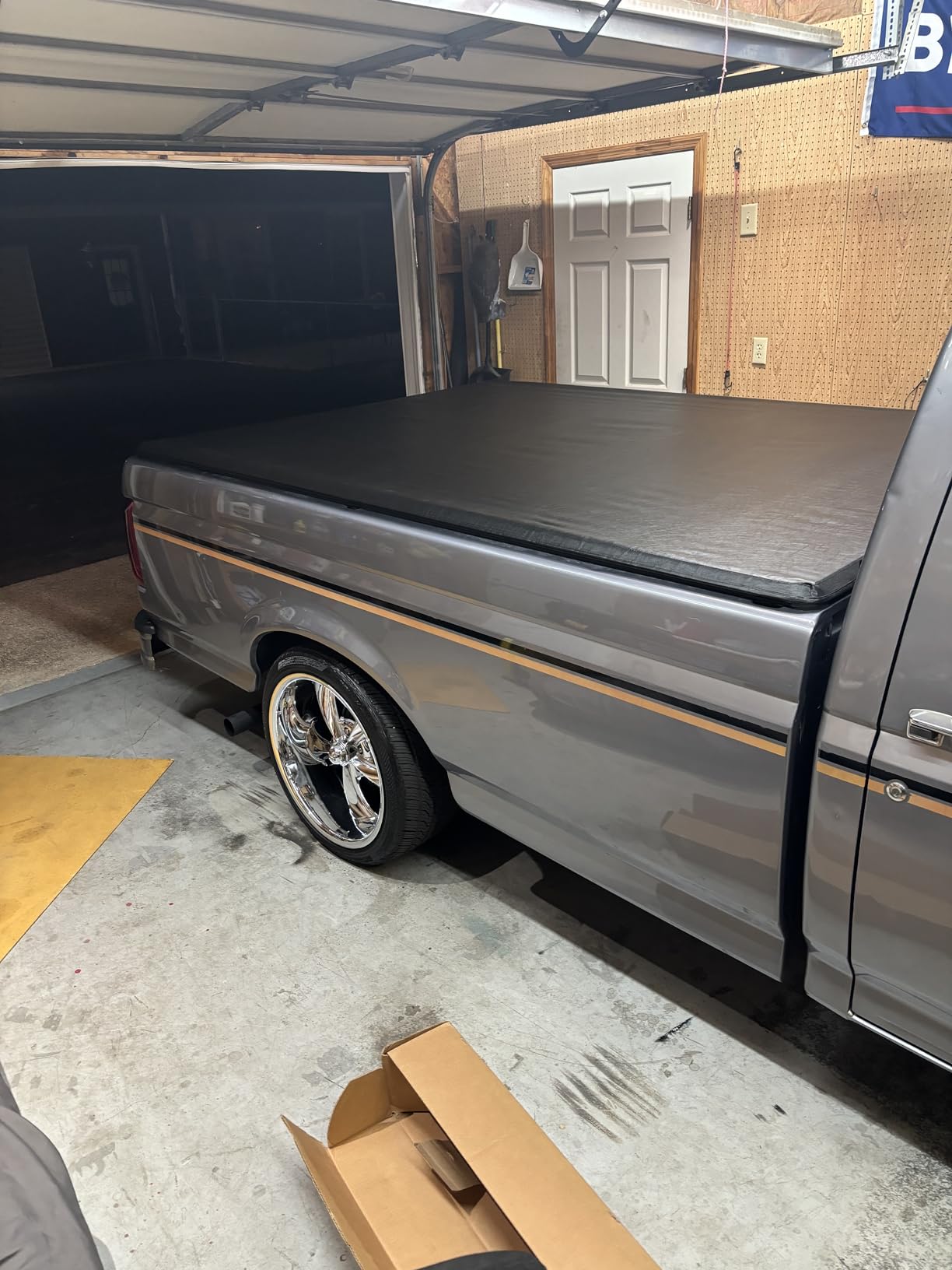 RealTruck TruXedo TruXport Soft Roll Up Truck Bed Tonneau Cover | 238601 | Fits 1973-1996 Ford F-150/250/250HD/350 8' Bed (96