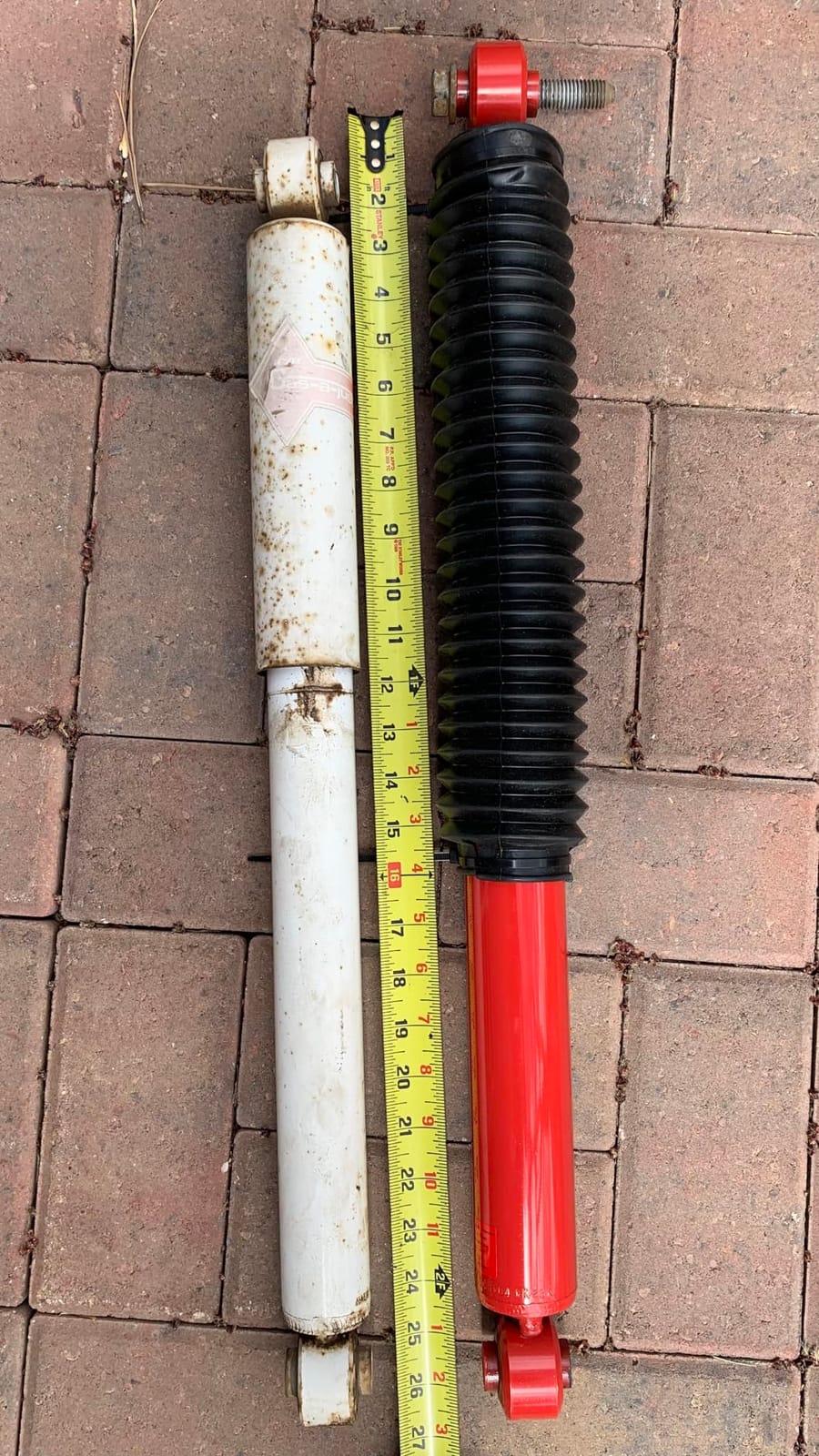 KYB 565104 MonoMax Gas Shock, Red customer photo 2