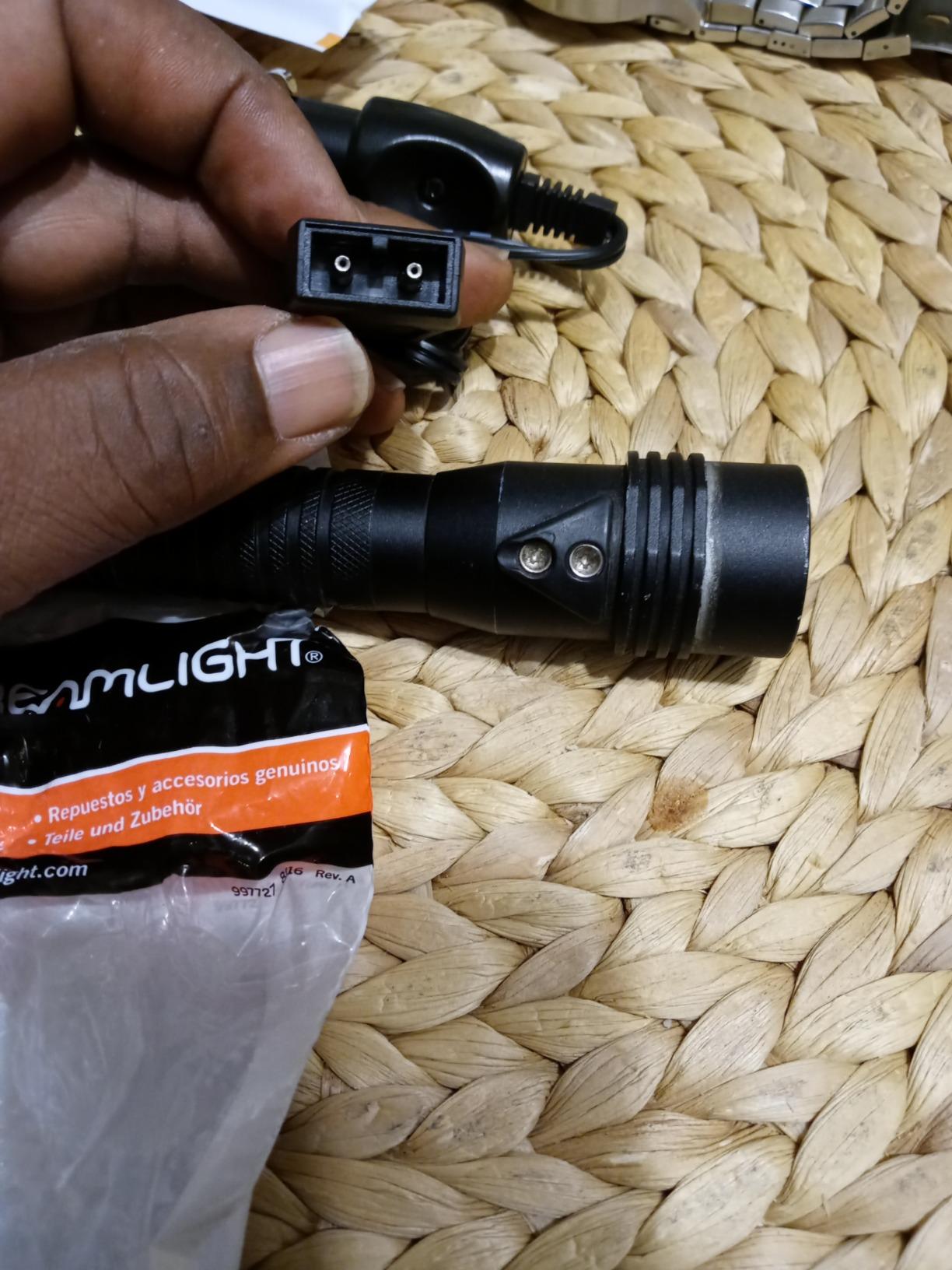 Streamlight 22051 DC1 Charge Cord | Official Streamlight charging cord; durable, reliable connection; exact-fit replacement customer photo 1