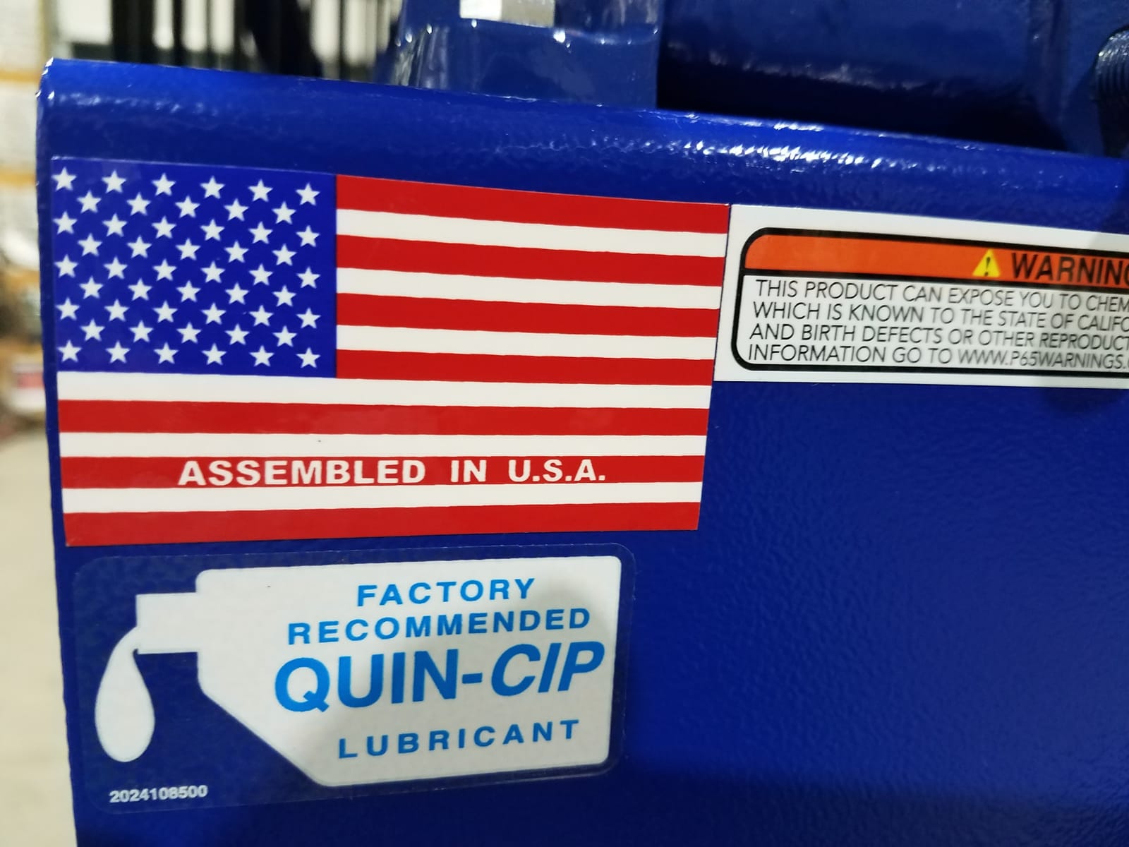Quincy QT-54 Splash Lubricated Reciprocating Air Compressor - 5 HP, 230 Volt, 1 Phase, 60-Gallon Vertical, Model Number 2V41C60VC customer photo 1