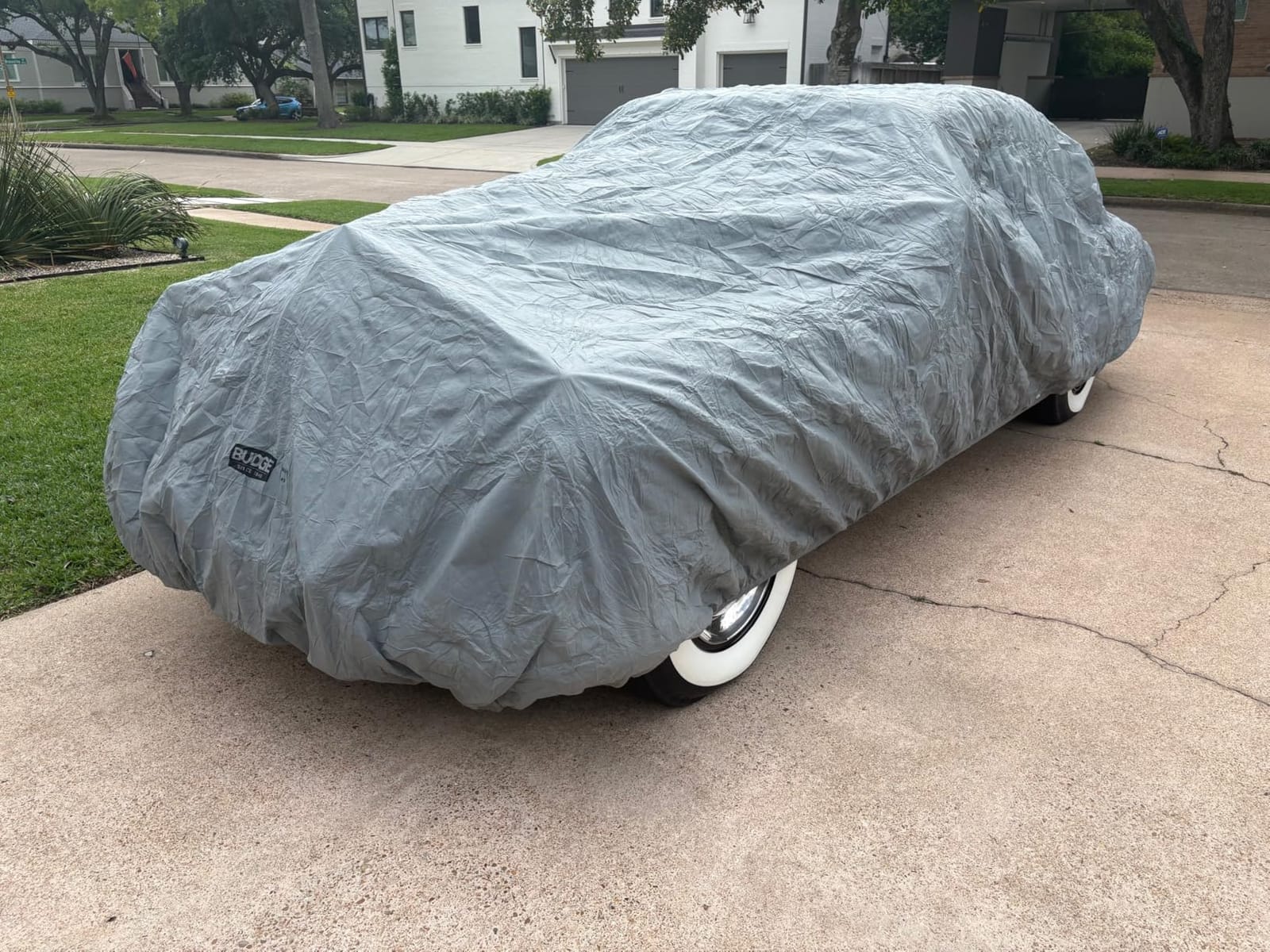 Budge Lite SUV Car Cover, Breathable Dustproof Cover, Fits SUVs up to 229