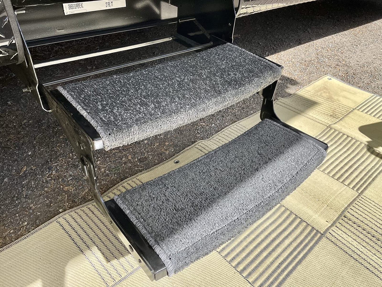 Prest-O-Fit 2-0201 Wraparound Radius RV Step Rug Brown 22 In. Wide customer photo 1