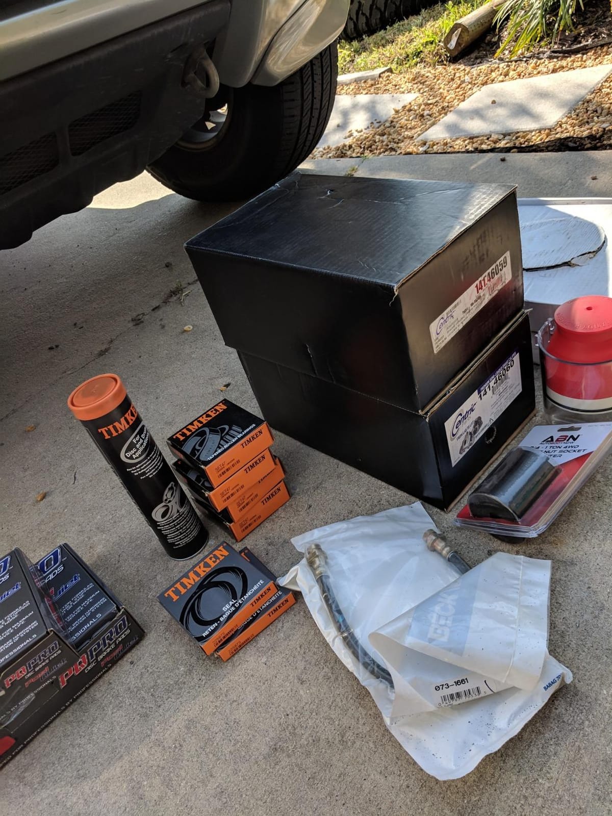 Timken GR224C Wheel Bearing Grease (14oz Cartridge) customer photo 1
