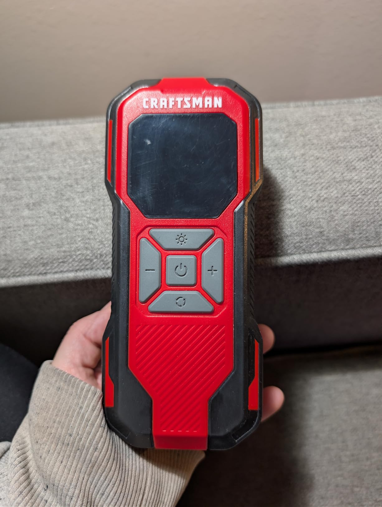 CRAFTSMAN Tire Inflator Portable Air Compressor, Cordless Mini Air Pump for Car Tires with Digital Tire Pressure Gauge, 6000mAh Battery Powered Air Pump, Max Pressure 150 PSI, 12V DC Corded customer photo 1