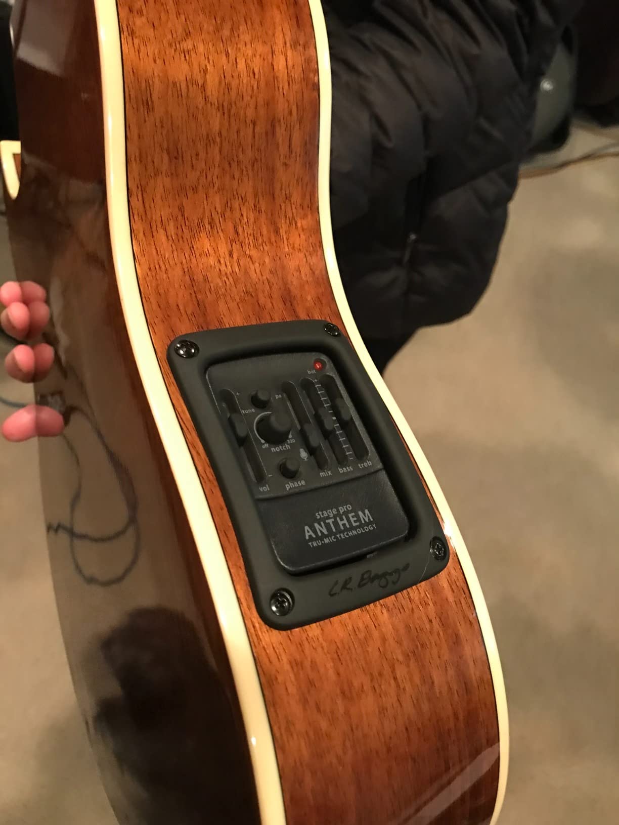 LR Baggs StagePro Onboard Guitar Pickup System w/Element Pickup customer photo 2