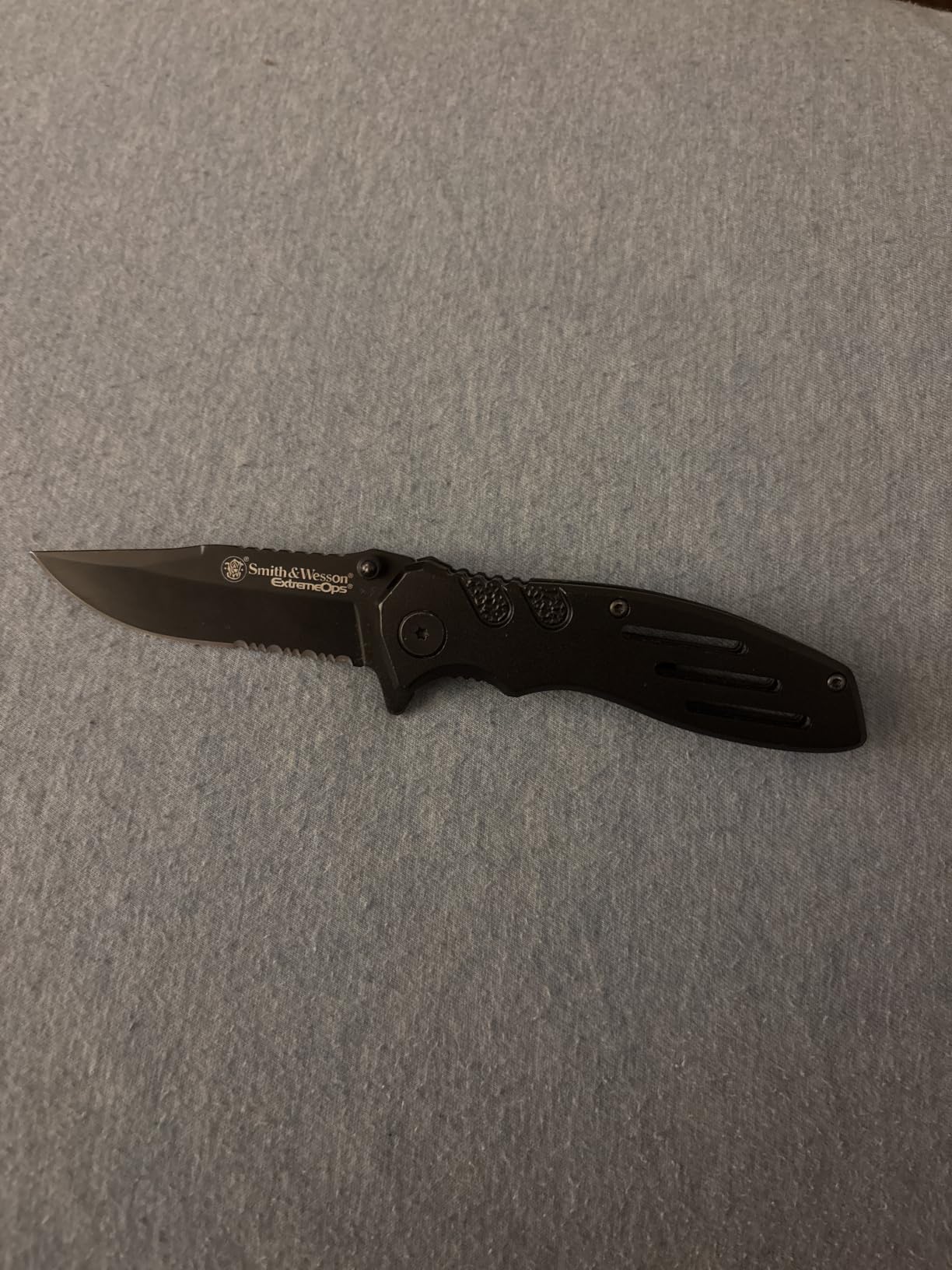 Smith & Wesson Accessories Extreme Ops SWA24S 7.1in S.S. Folding Knife with 3.1in Serrated Clip Point Blade and Aluminum Handle for Outdoor customer photo 1