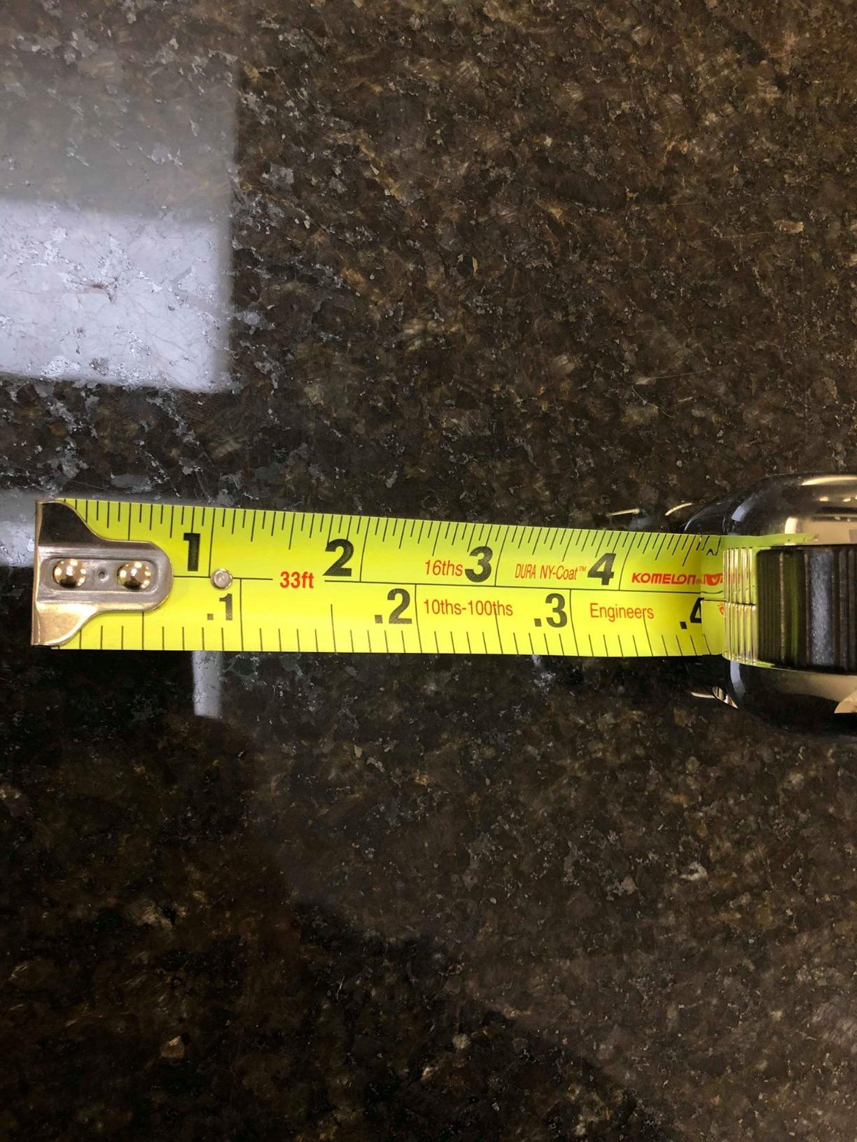 Komelon 425IEHV High-Visibility Professional Tape Measure Bother Inch and Engineer Scale Printed 25-Feet by 1-Inch, Chrome customer photo 1