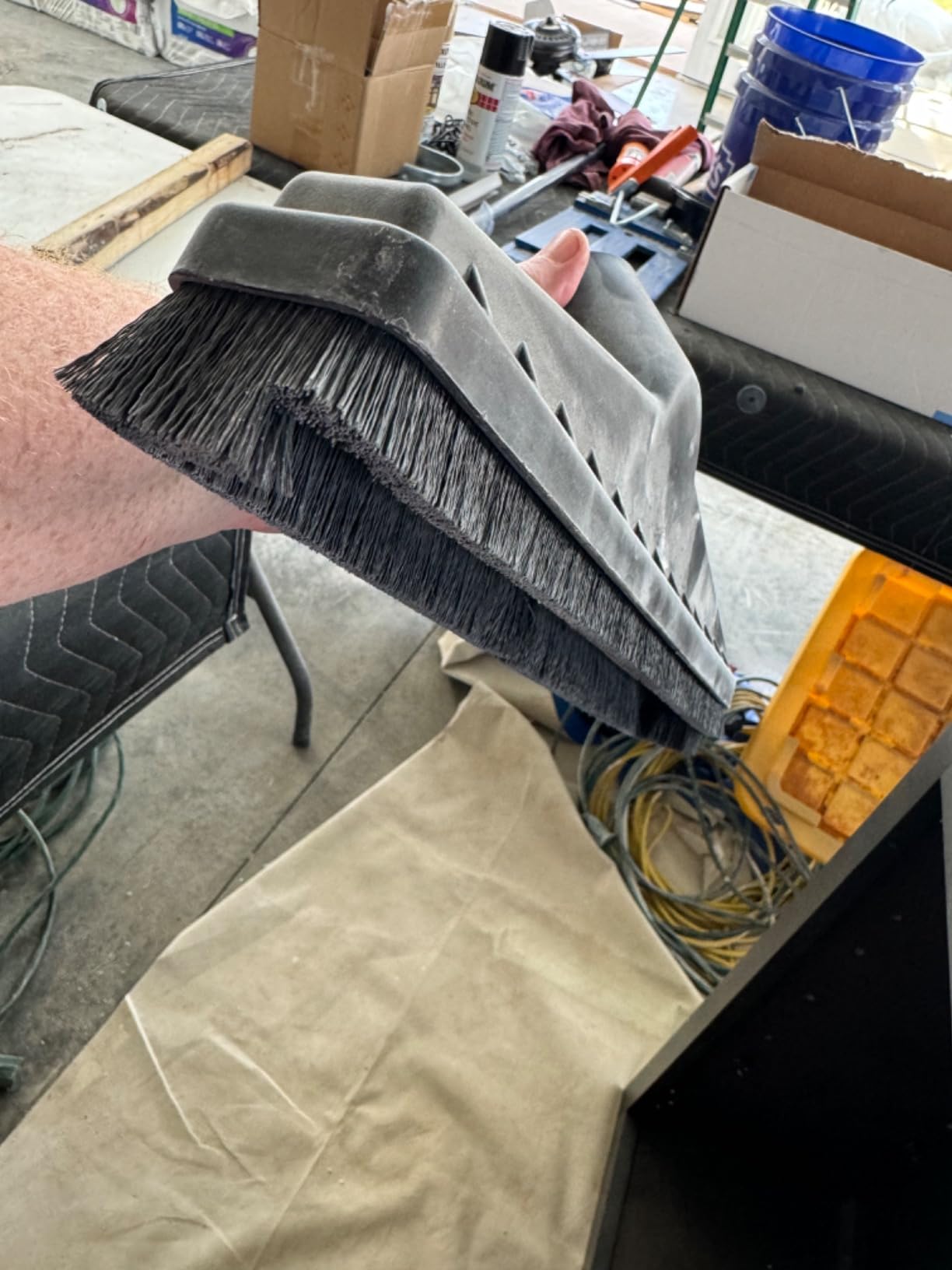 WORKSHOP WS25014A 2-1/2-in. Floor Brush Vacuum Attachment, Bristles Sweep and Vacuum Up Debris customer photo 2
