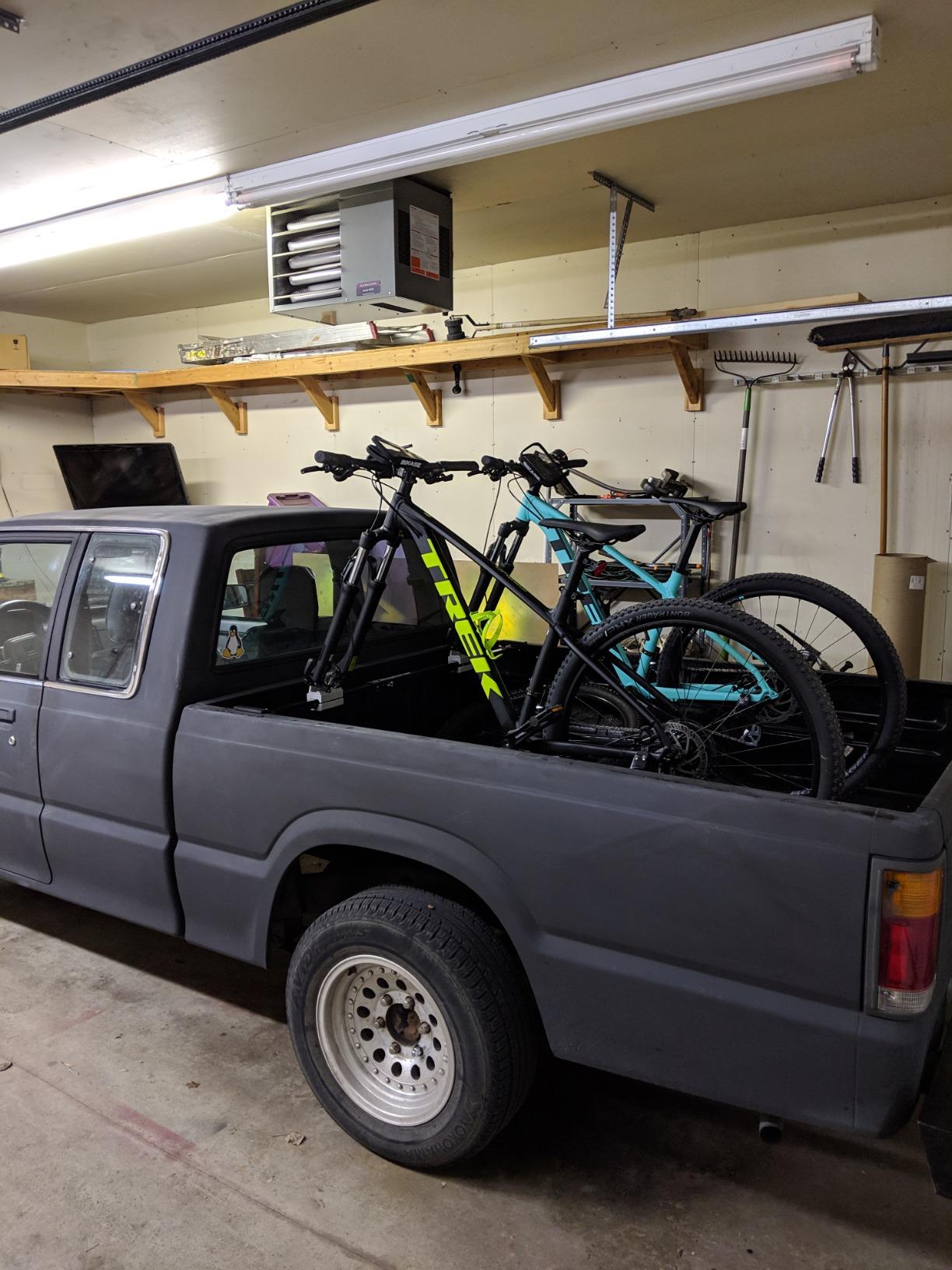 Swagman Pick Up Truck Bed Bike Rack - Compression Fork Mount Carrier for 9mm Quick Release Bikes customer photo 1