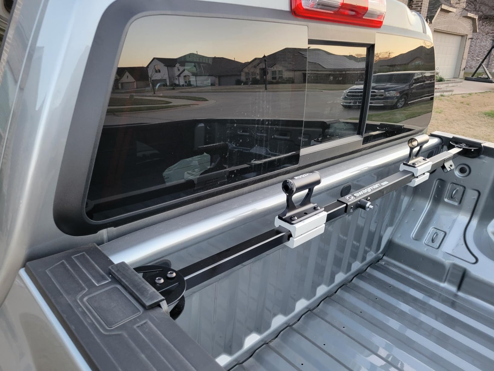 Swagman Pick Up Truck Bed Bike Rack - Compression Fork Mount Carrier for 9mm Quick Release Bikes customer photo 2