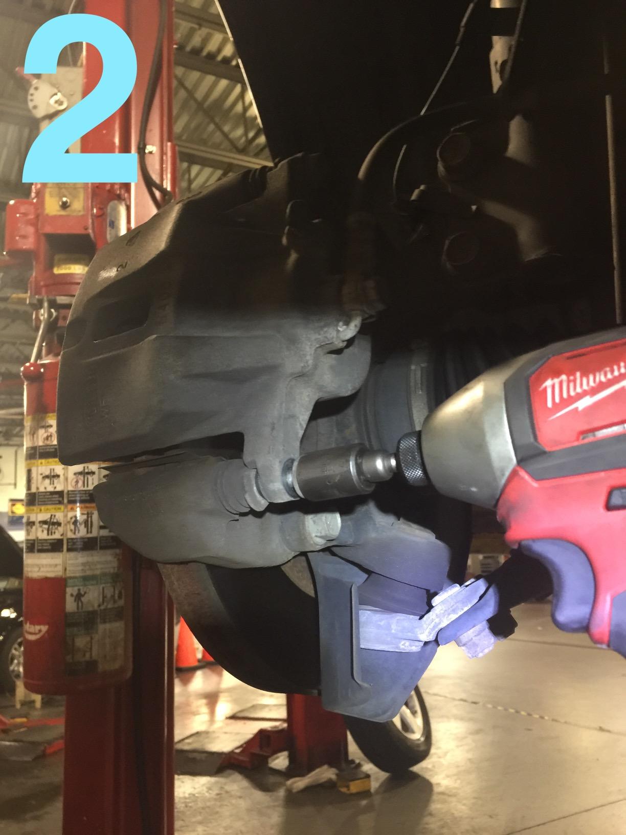 Milwaukee 2656-20 M18 18V 1/4 Inch Lithium Ion Hex Impact Driver with 1,500 Inch Pounds of Torque and LED Lighting Array (Battery Not Included, Power Tool Only) customer photo 1