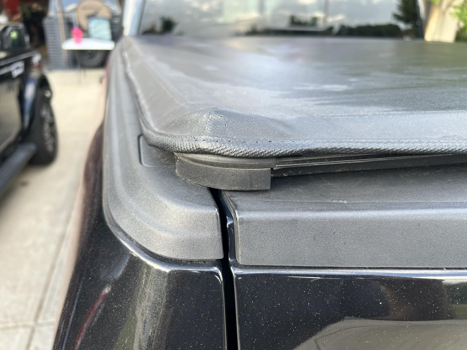 Tyger Auto T3 Soft Tri-fold Truck Bed Tonneau Cover Compatible with 2009-2014 Ford F-150 | Fleetside 5.5' (67