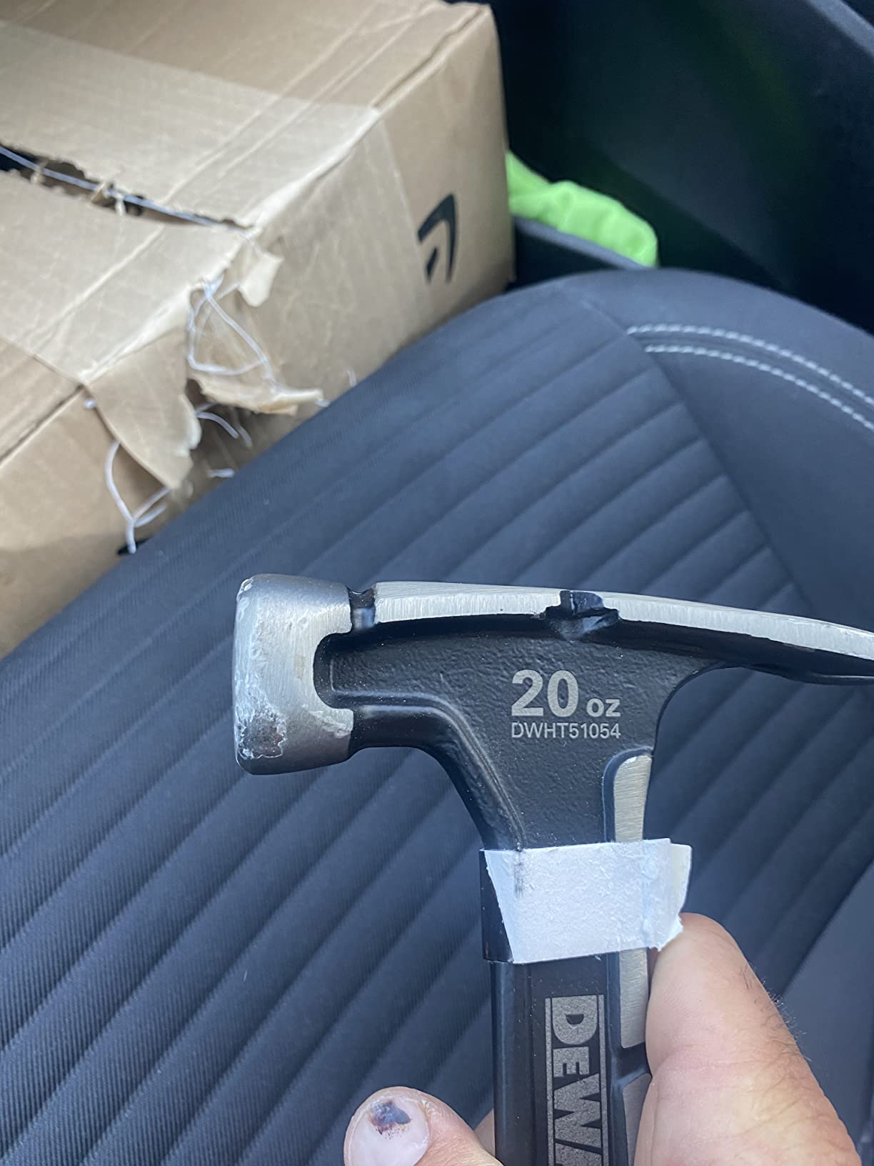 DEWALT DWHT51064 22 Oz. Framing Hammer customer photo 1