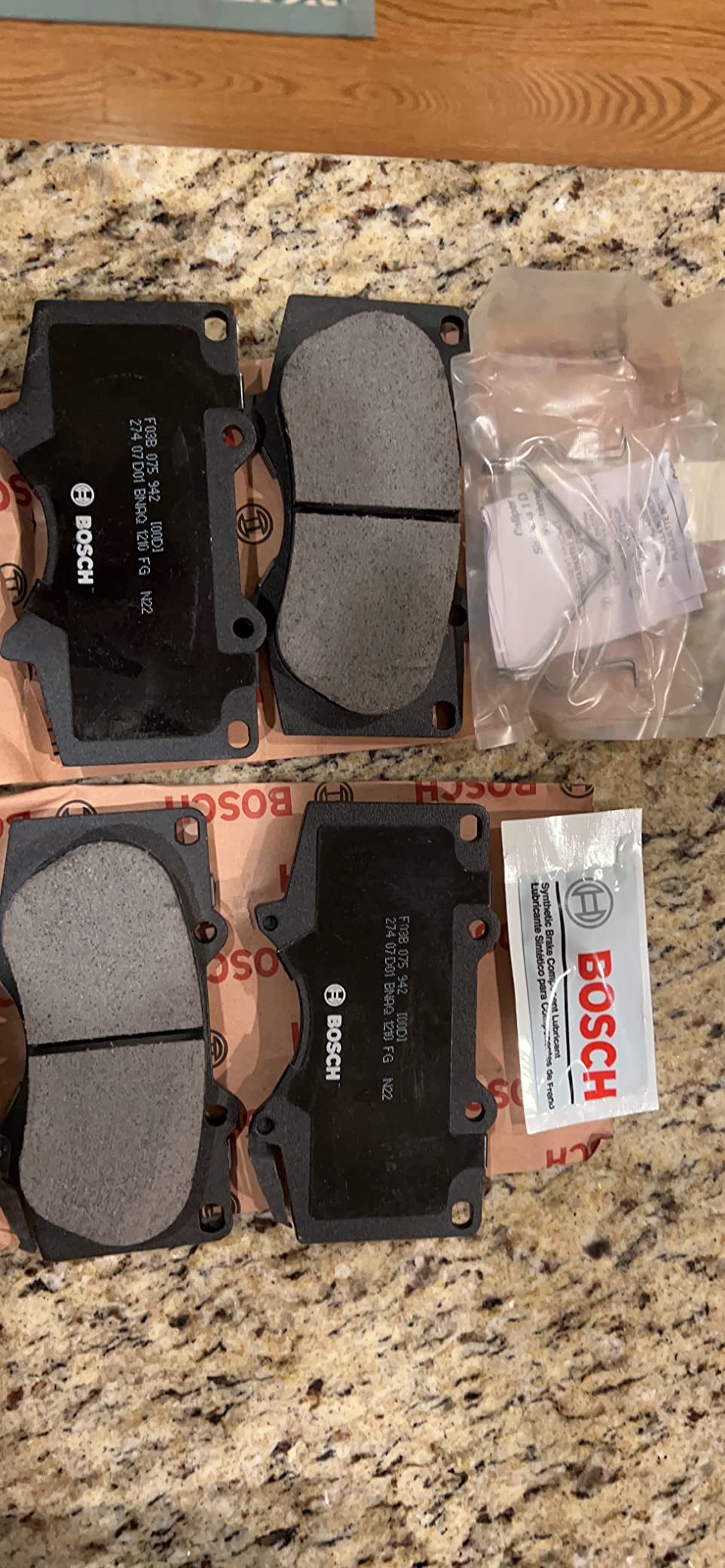 BOSCH BC976 QuietCast Premium Ceramic Disc Brake Pad Set - Front customer photo 2