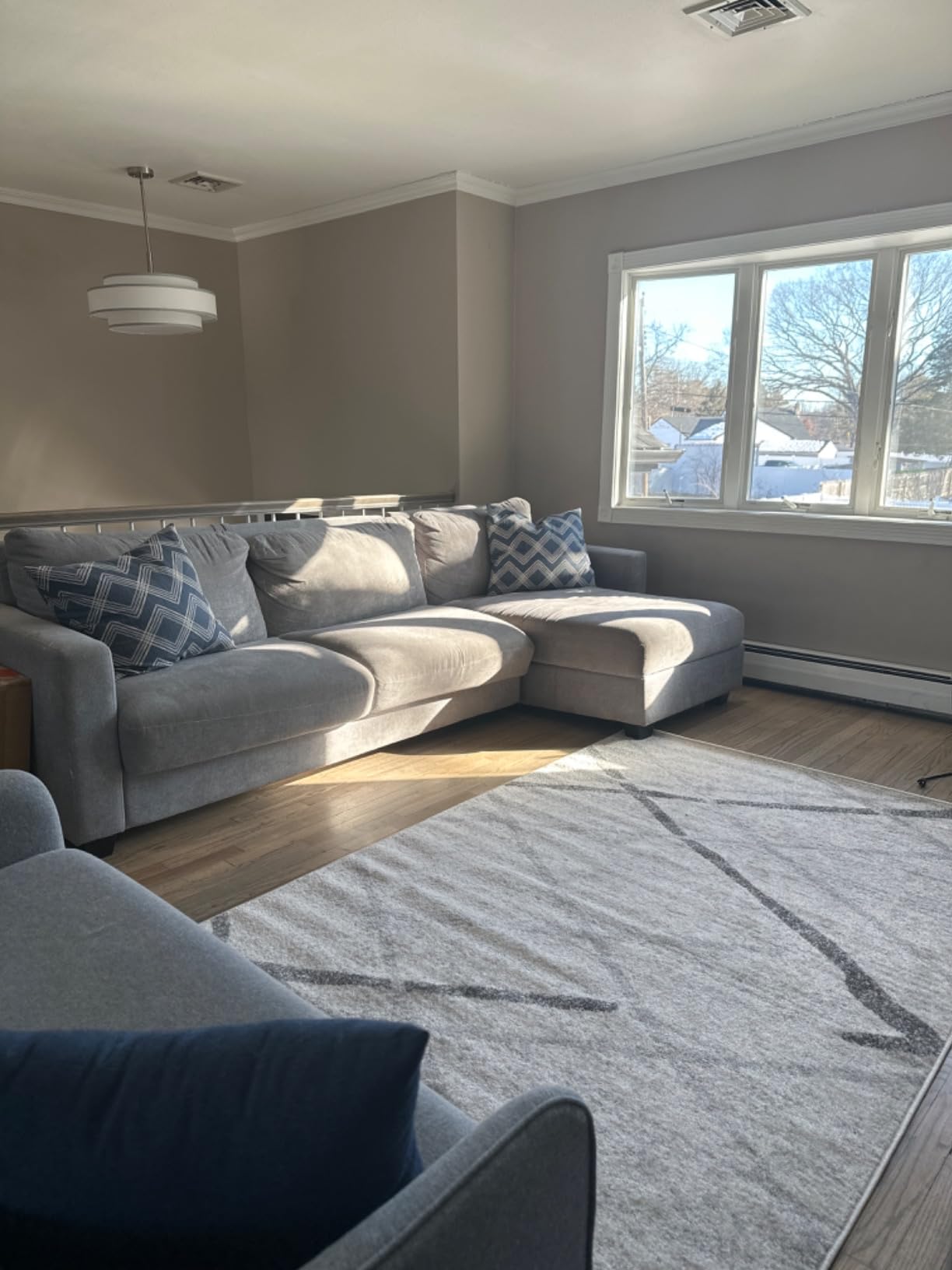 Nuloom Thigpen Grey/Off-White, 5' x 8', Soft and Cozy, High Traffic, Stain Resistant, Easy Clean, Non-Shed, Durable Area Rug for Bedroom, Living Room, Dining Space, Den, Foyer, Entryway customer photo 2