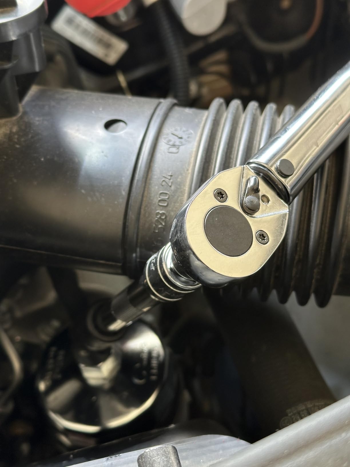 EPAuto 3/8-Inch Drive Click Torque Wrench 10-80 Ft-lb./ 13.6-108.5 Nm customer photo 2
