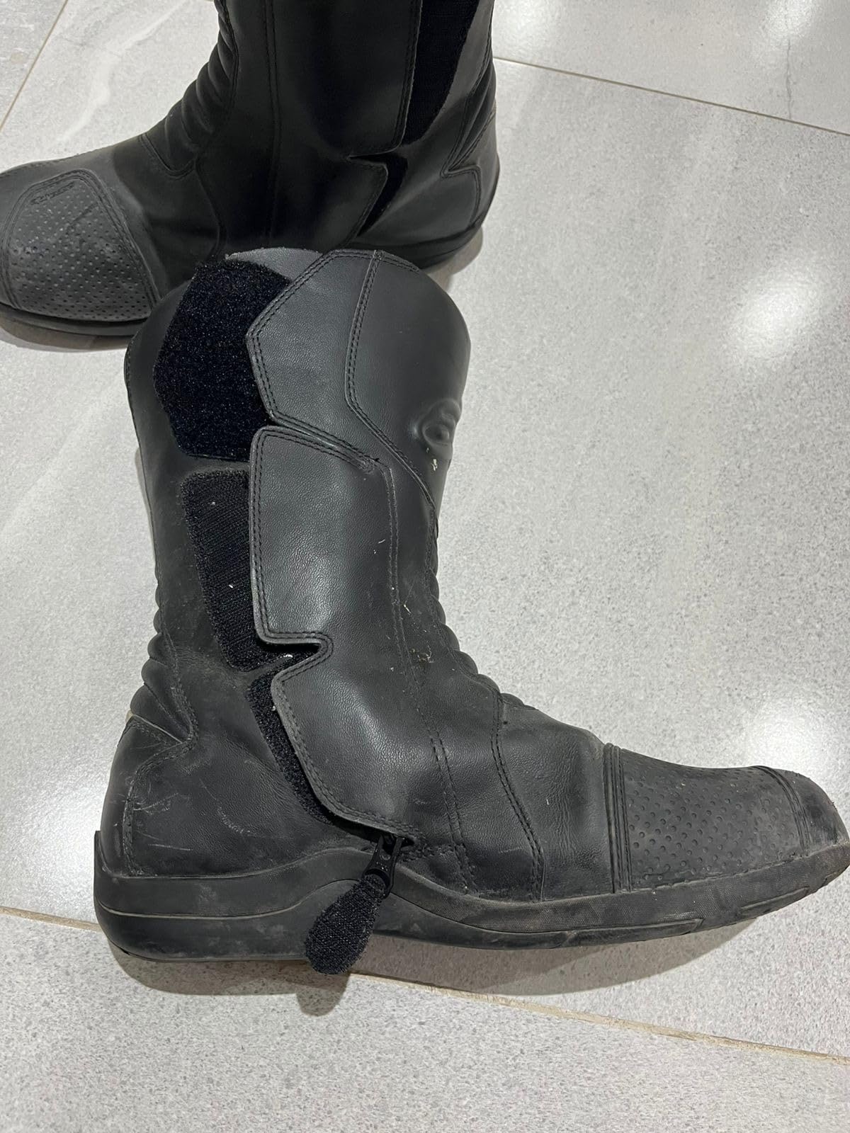 Alpinestars Andes V2 Drystar Boots, Waterproof Touring Motorcycle Boots, CE Certified Protection & Comfort customer photo 2