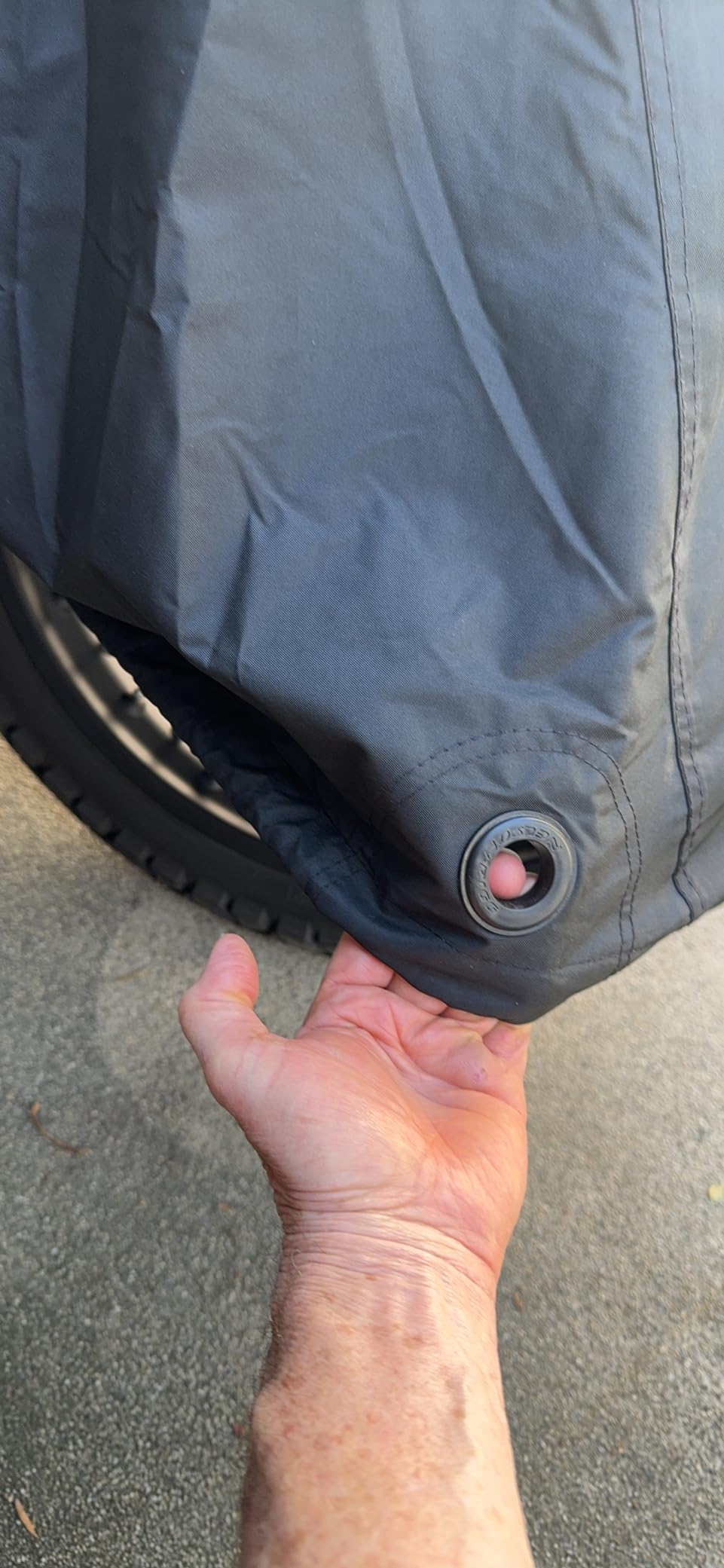 Nelson Rigg USA Defender Extreme Motorcycle Cover; Waterproof; Outdoor All Weather; Fade Resistant; Ventilated; Reflective; Lock Grommets; Storage Bag (Large) customer photo 2