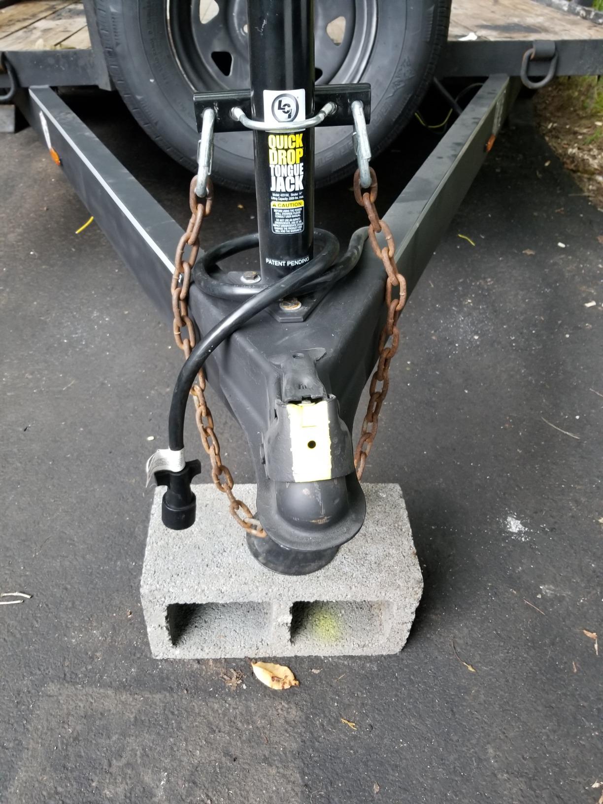 Lippert Quick Drop Tongue Jack for A-Frame Travel, Cargo, and Utility Trailers or 5th Wheel RVs, Black customer photo 2