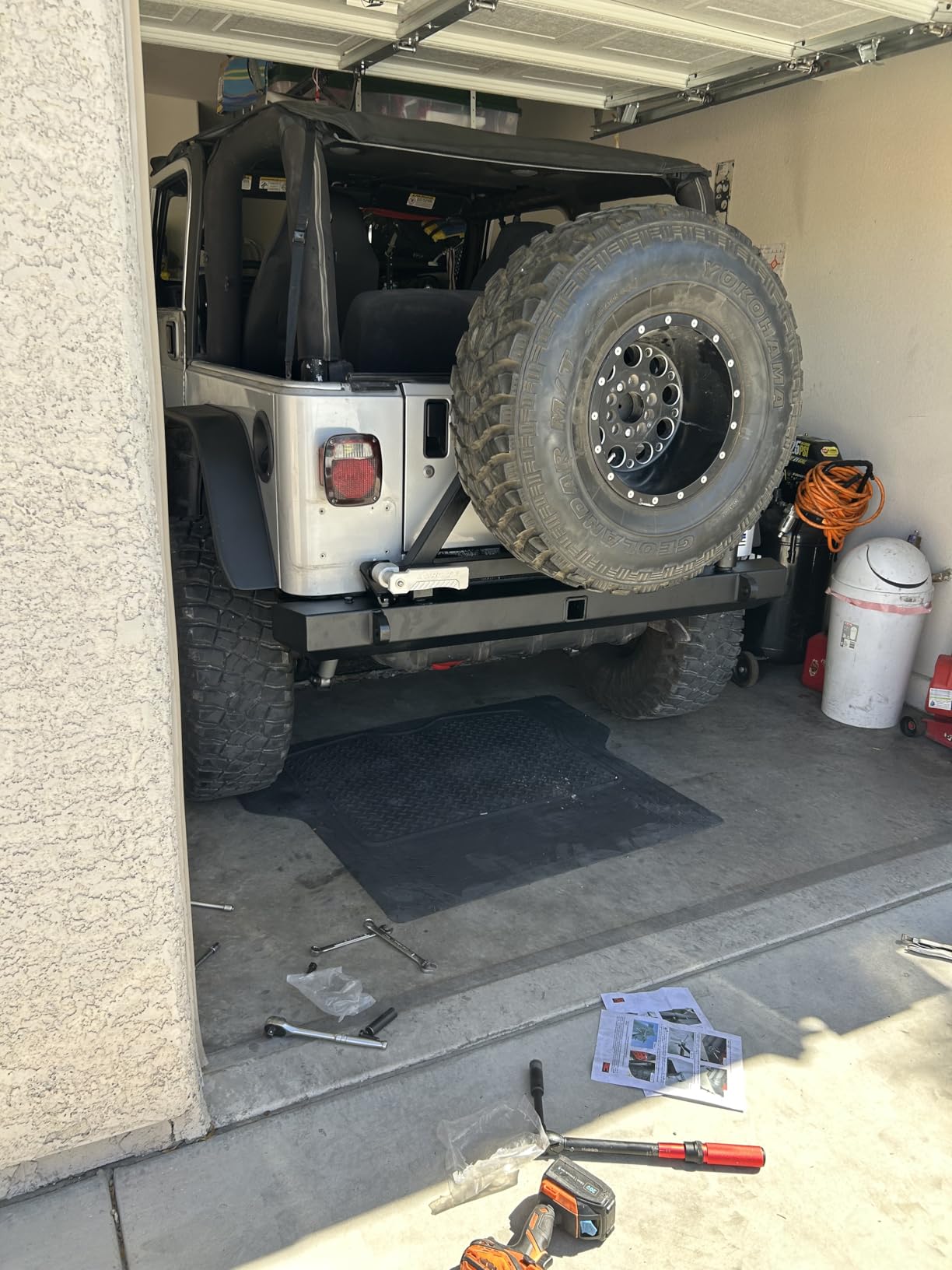 Rough Country Rear Bumper w/Tire Carrier for Jeep Wrangler TJ/YJ (1987-2006) customer photo 1