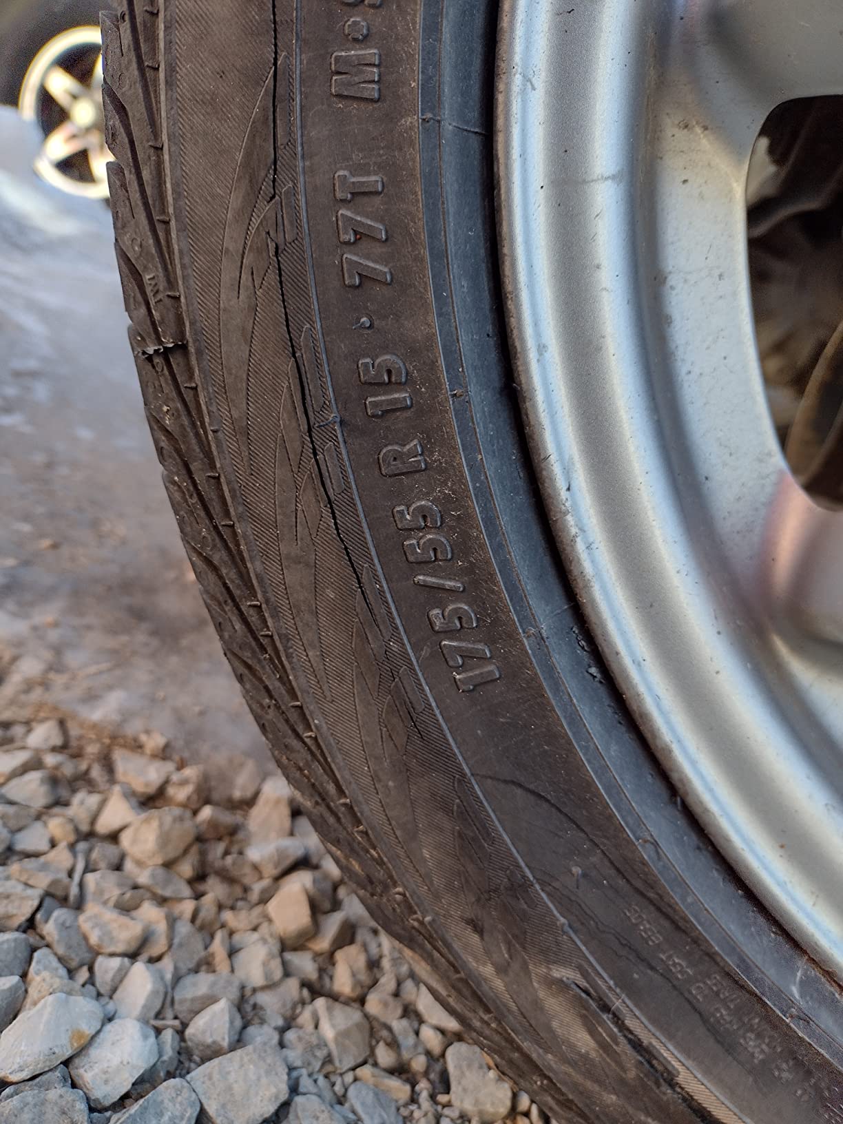 CONTINENTAL CONTIPROCONTACT SSR (245/45R18 100V) - All Season - Performance, Fuel Efficient customer photo 1