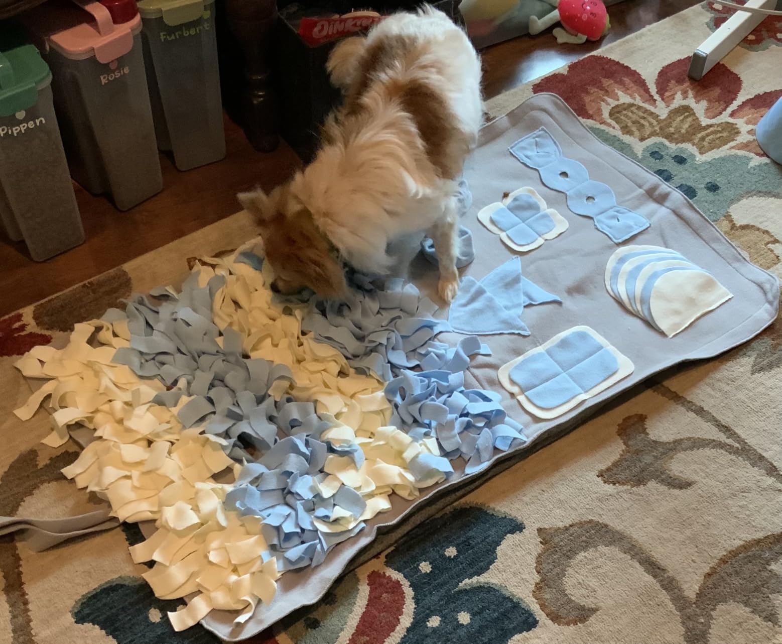 Snuffle Mat for Dogs: Slow Food Interactive Experience | 7 Enrichment Foraging Games for Large Dog Owners Needing to Burn Pet Energy - Washable 1000 Times - 22x38 inch - Grey customer photo 1