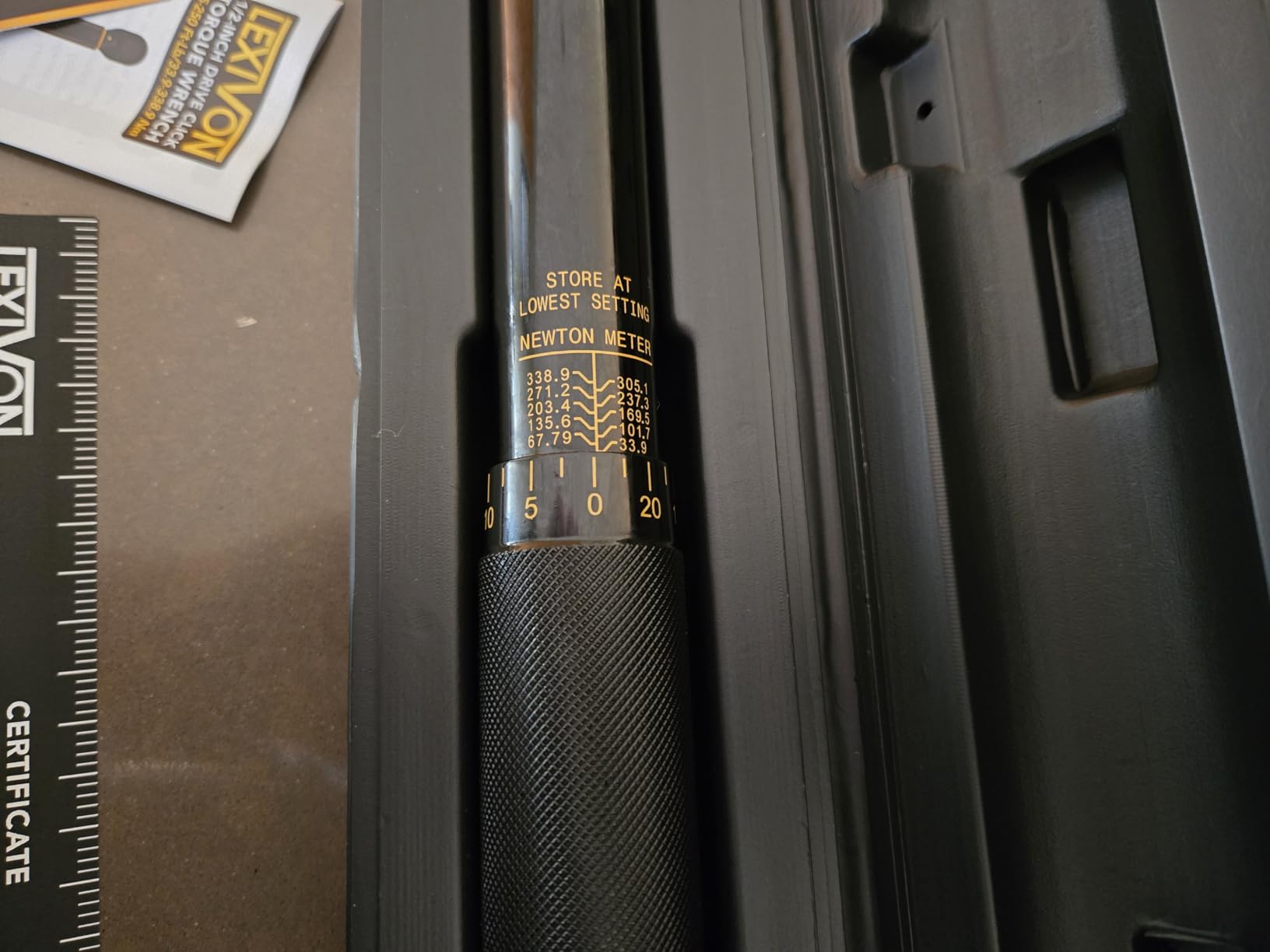 LEXIVON 1/2-Inch Drive Click Torque Wrench 25-250 Ft-Lb/33.9-338.9 Nm (LX-184) customer photo 1