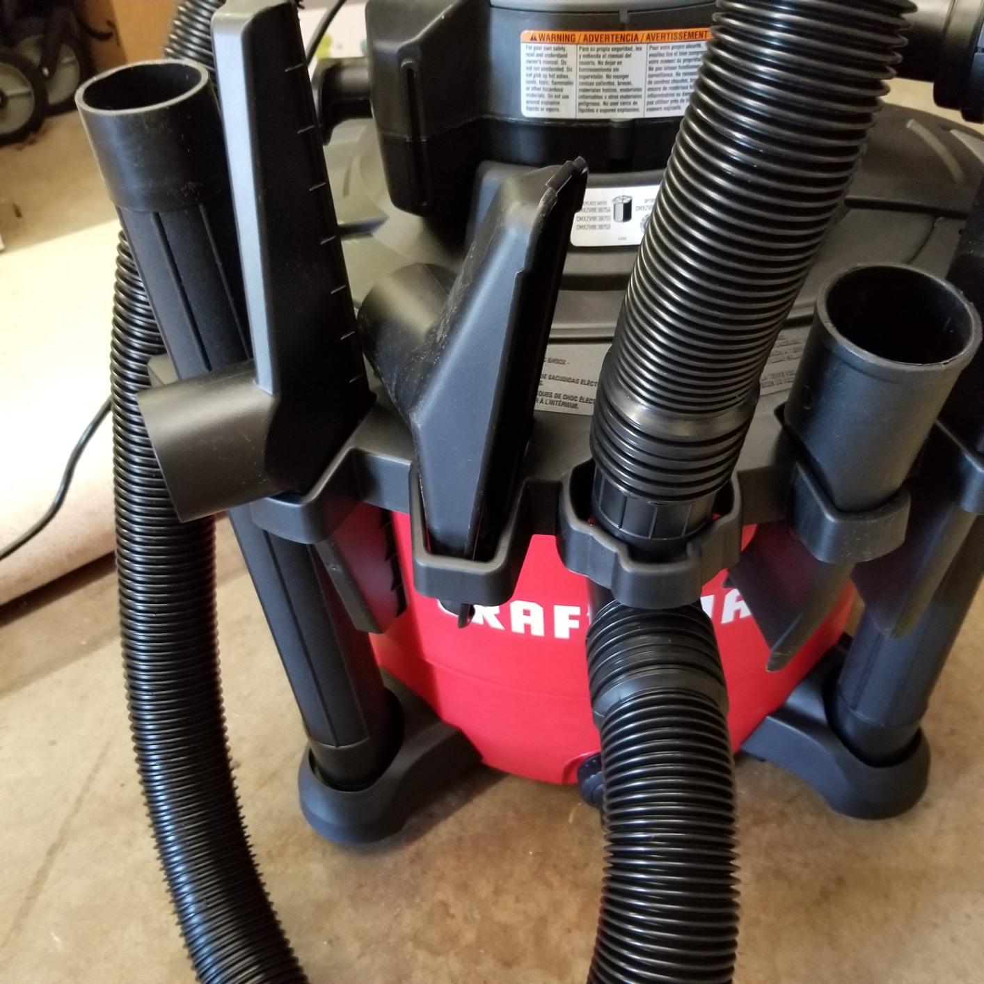 CRAFTSMAN CMXEVBE17607 16 Gal. 6.5 Peak HP Wet Dry Vac with Detach Blower customer photo 1