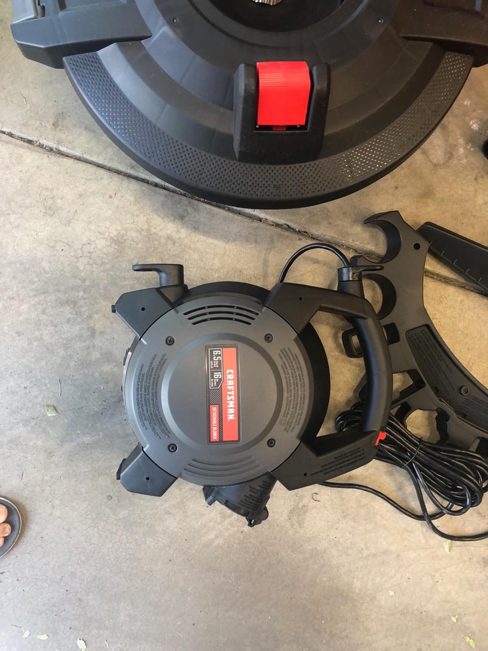 CRAFTSMAN CMXEVBE17607 16 Gal. 6.5 Peak HP Wet Dry Vac with Detach Blower customer photo 2
