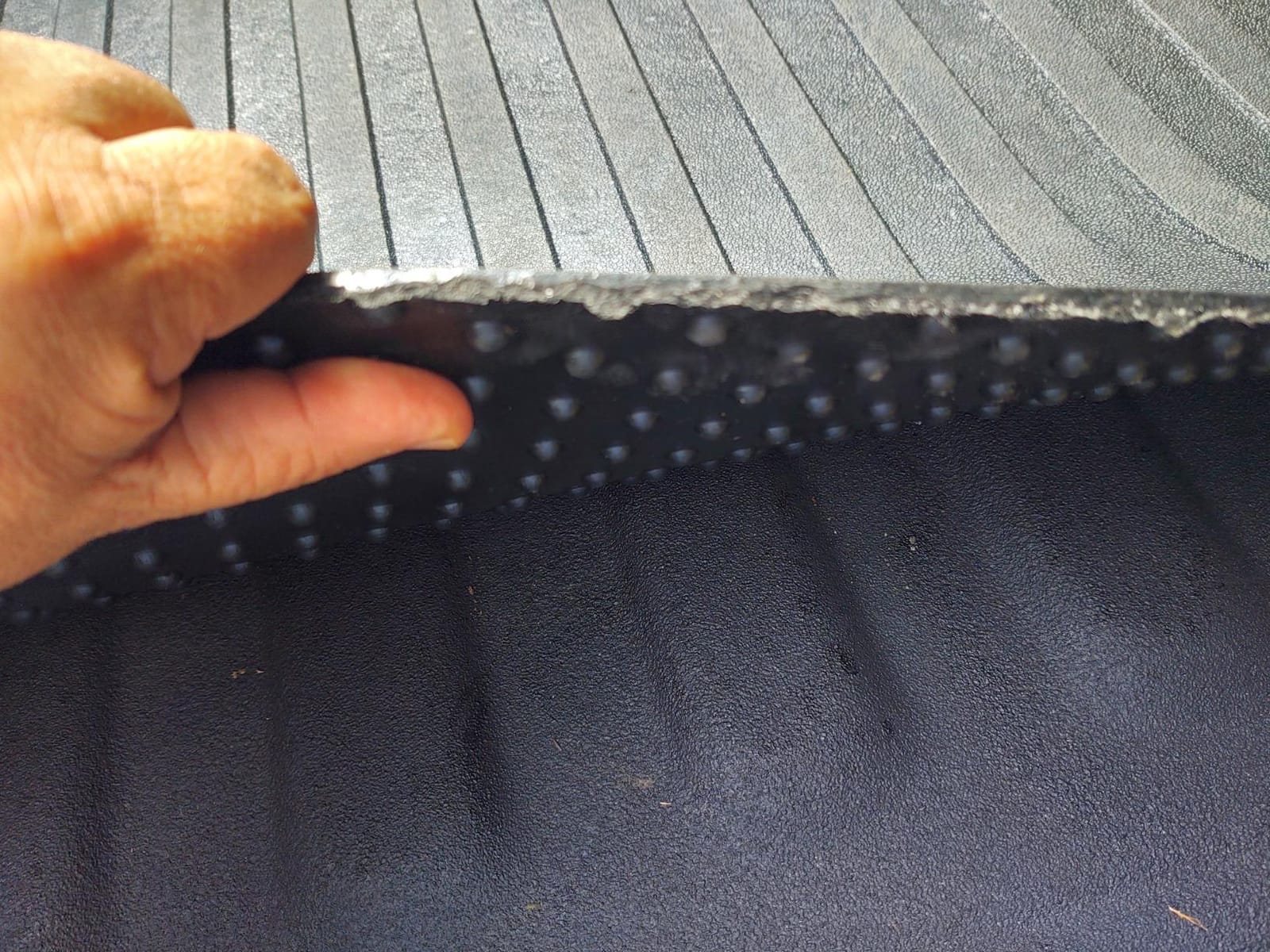 Dee Zee DZ87015 Bedmat customer photo 1