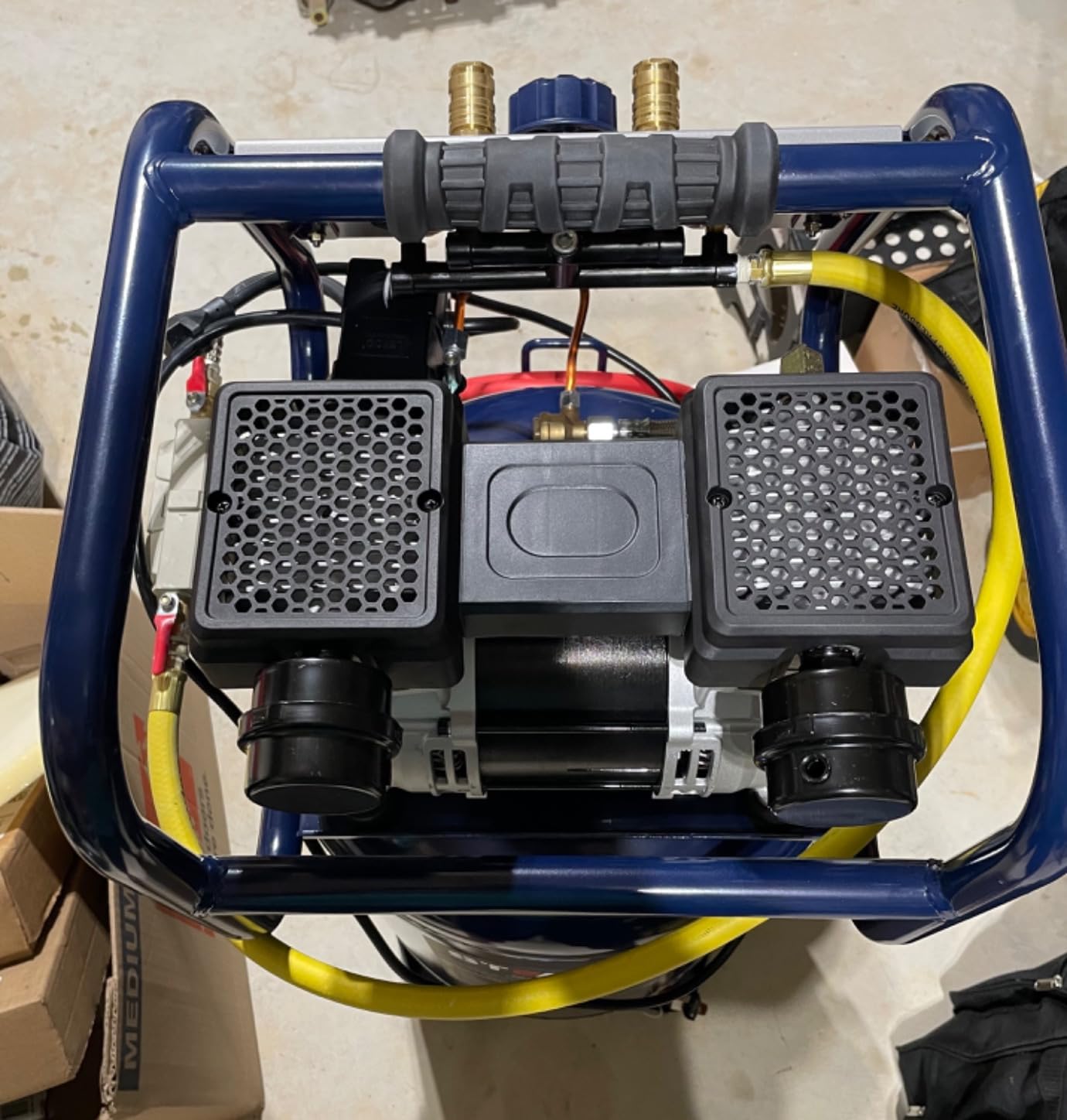 Stealth 20 Gallon Ultra Quiet Air Compressor, 1.8 HP Oil-Free Peak 150 PSI 68 Decibel, 5.5 CFM @ 40 PSI 5 CFM @ 90 PSI Silent Long Life Electric Air Compressor W/Wheel for Garage customer photo 1