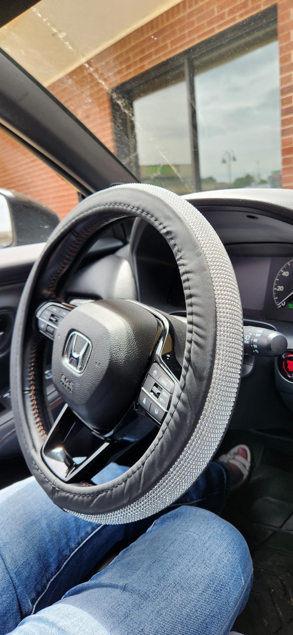 New Diamond Leather Steering Wheel Cover with Bling Crystal Rhinestones Universal Fit 15 Inch customer photo 1
