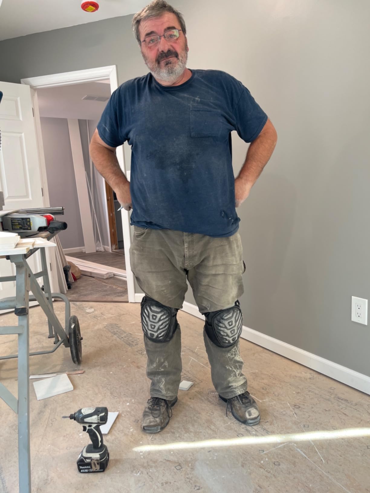 BALENNZ Professional Knee Pads for Work - Heavy Duty Foam Padding Gel Construction Knee Pads with Strong Double Straps – Comfortable Knee Protection for Indoor and Outdoor Use (Knee High) customer photo 1