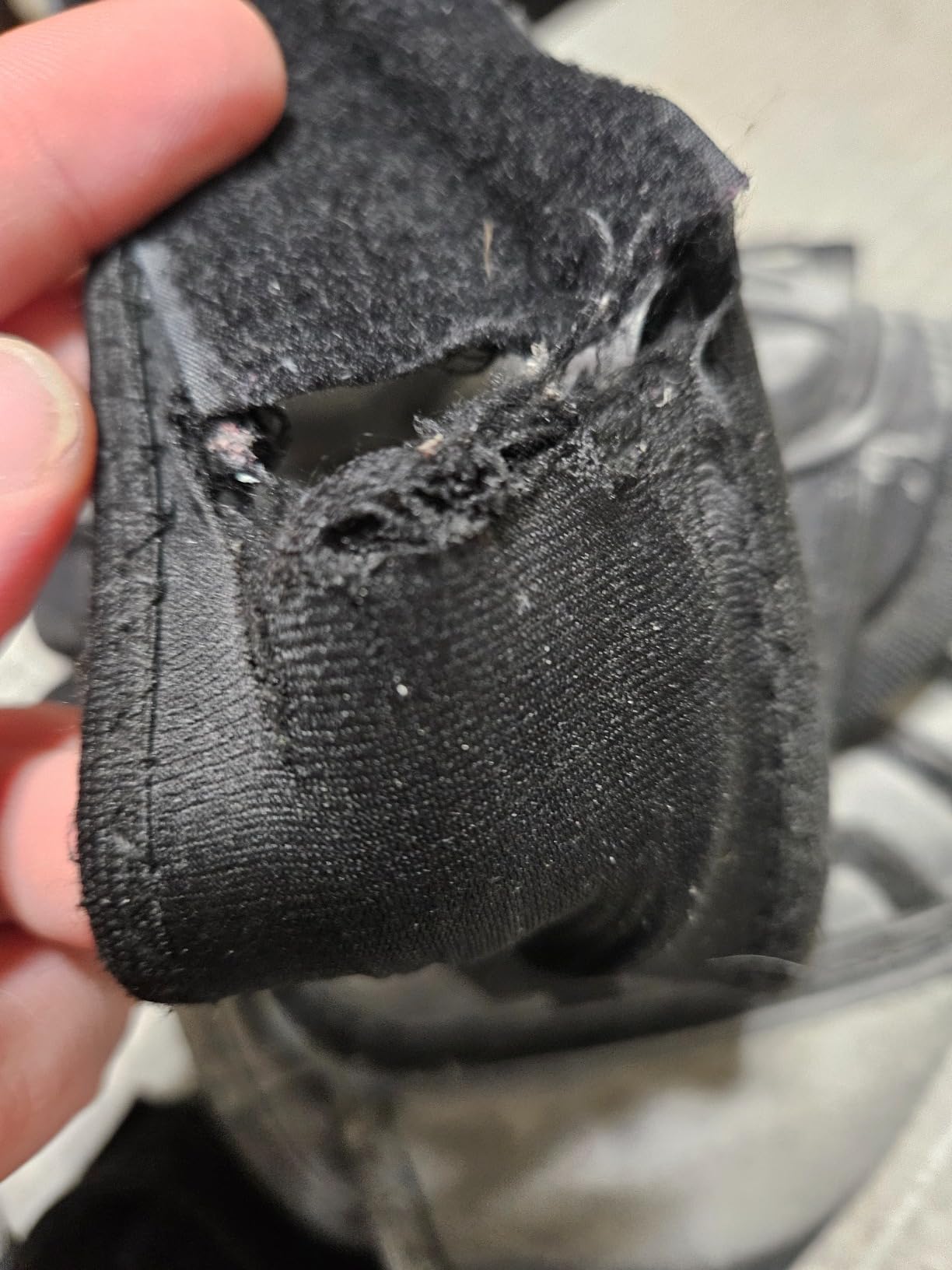 BALENNZ Professional Knee Pads for Work - Heavy Duty Foam Padding Gel Construction Knee Pads with Strong Double Straps – Comfortable Knee Protection for Indoor and Outdoor Use (Knee High) customer photo 2