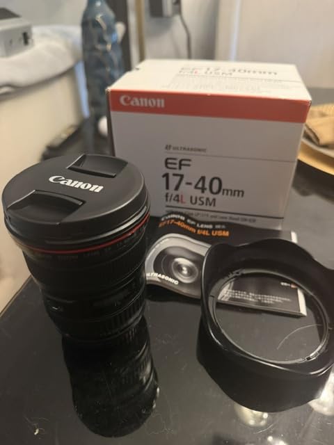 Canon EF 17-40mm f/4L USM Ultra Wide Angle Zoom Lens for Canon SLR Cameras customer photo 1