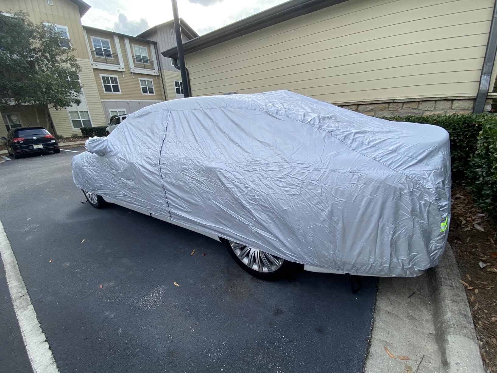 Amazon Basics Silver Weatherproof Car Cover, 150D Oxford, UV Protection, Snow Protection, Dustproof for Sedans up to 200
