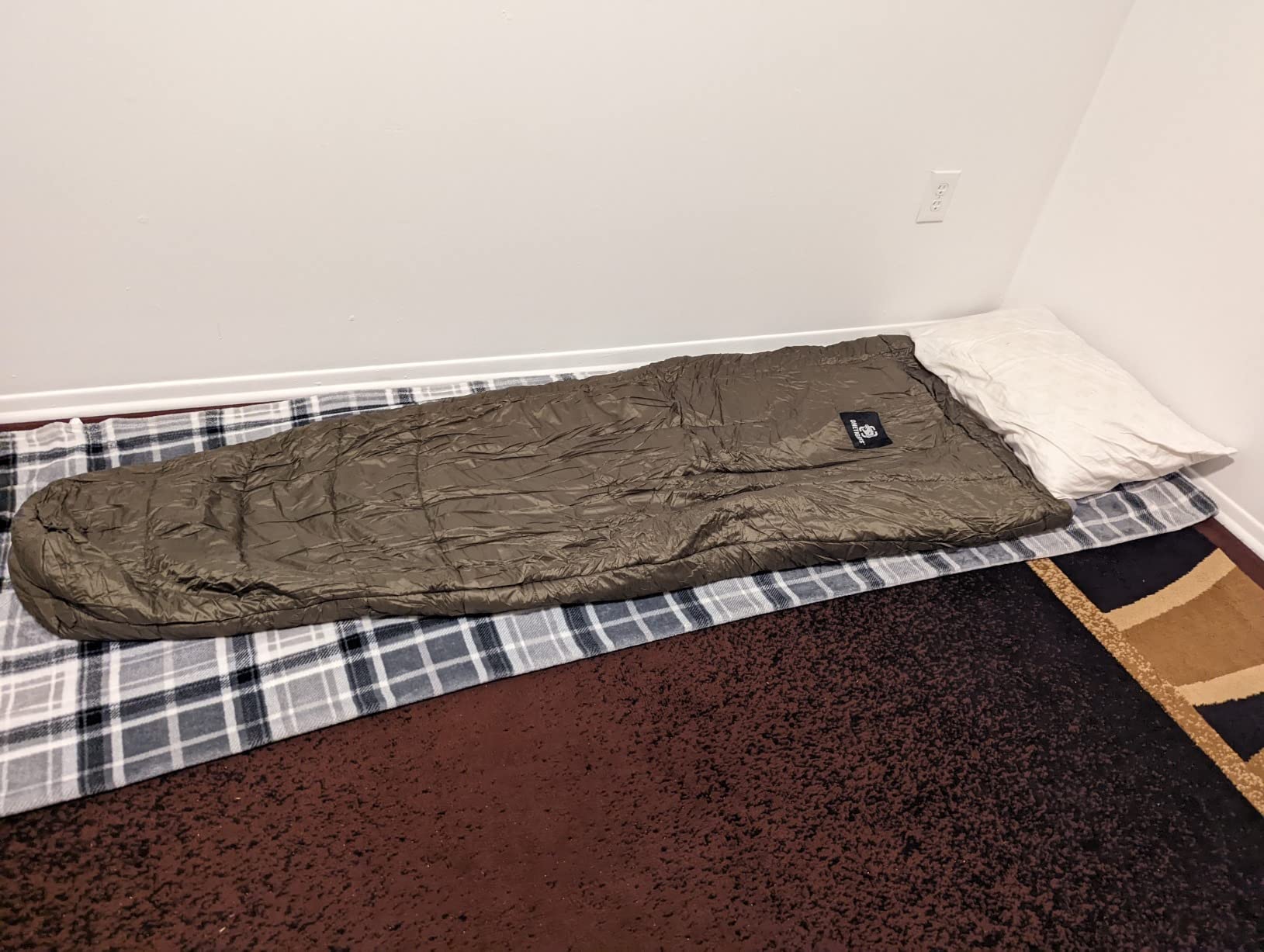 OneTigris Featherlite Ultralight Sleeping Quilt, Weighs 35oz, Warm Hammock Topquilt 40 Degree, with Footbox, Perfect for Outback Camping, Hiking, Backpacking and Hammocks customer photo 2