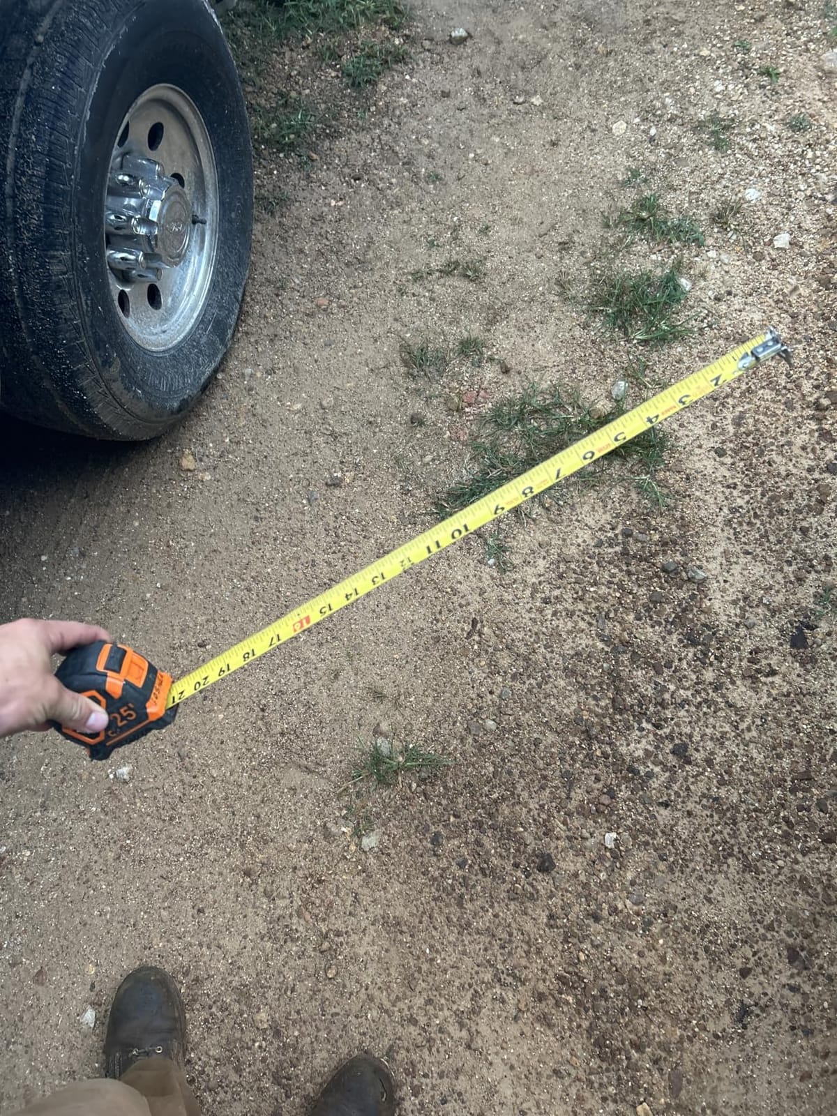 Klein Tools 9225 Tape Measure, Heavy-Duty Measuring Tape with 25-Foot Double-Hook Double-Sided Nylon Reinforced Blade, with Metal Belt Clip customer photo 1