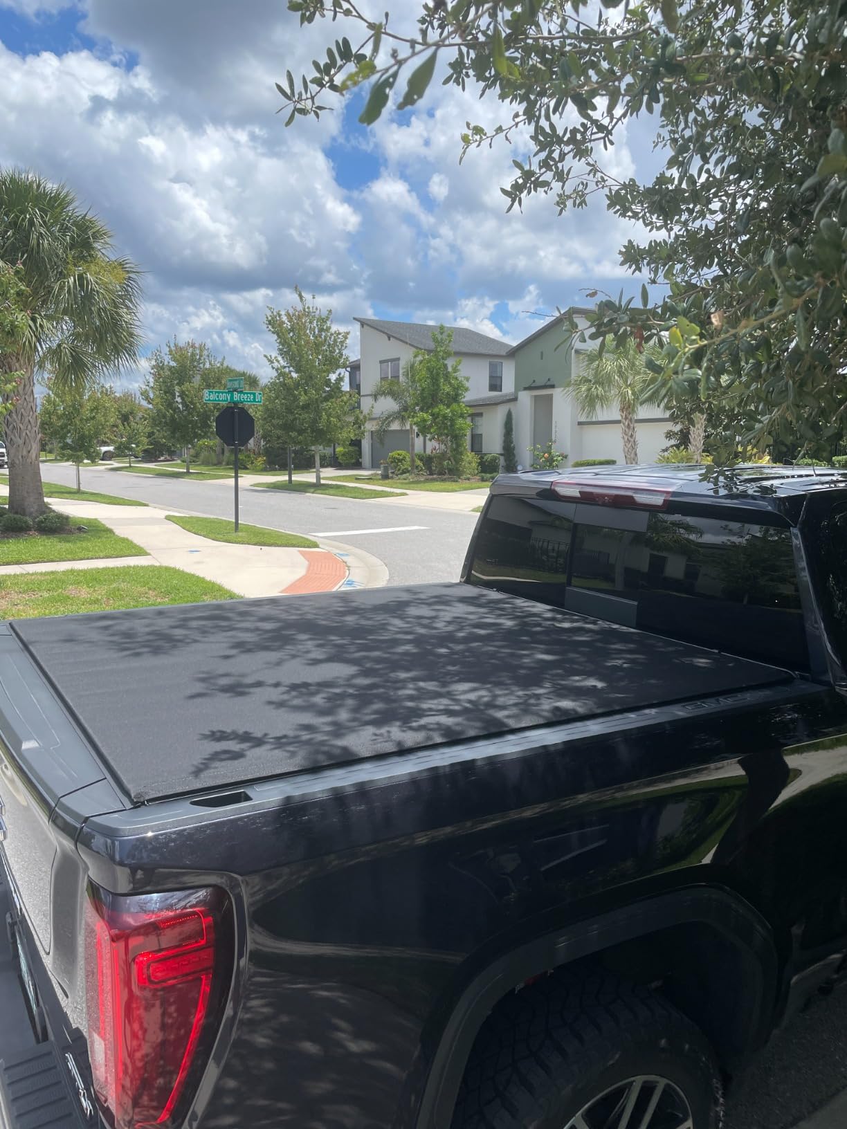RealTruck TruXedo Pro X15 Soft Roll Up Truck Bed Tonneau Cover | 1473401 | Fits 2019-2024 Chevy/GMC Silverado/Sierra 1500 with MultiPro Tailgate 5' 10