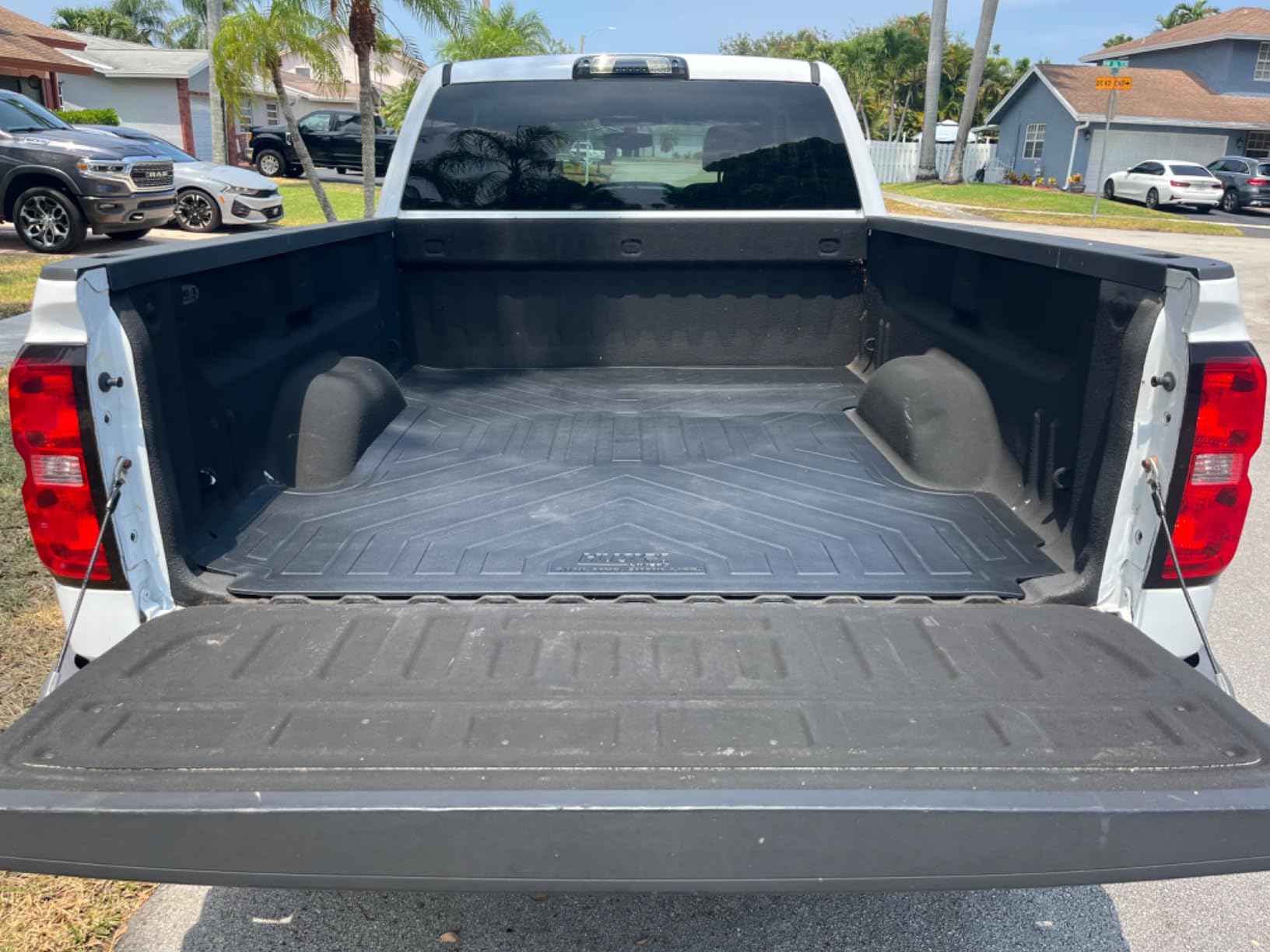 Husky Liners Custom Bed Liner | Fits 2014-2018 Chevrolet Silverado & 2014-2018 GMC Sierra 1500, 2015-2019 Silverado/Sierra 2500HD/3500HD (78.8