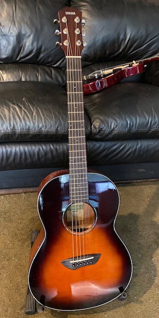 Yamaha CSF1M TBL Parlor Size Acoustic Guitar with Hard Gig Bag, Translucent Black customer photo 1