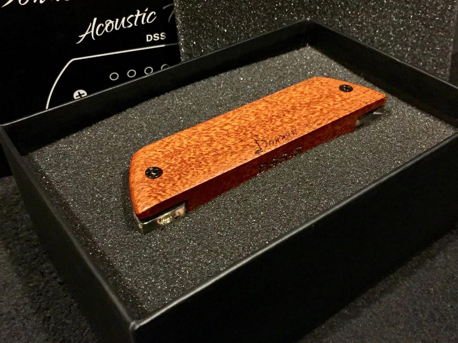 Donner Acoustic Guitar Pickup, Passive Mahogany Soundhole Pickup with Humbucker Volume Tone Control customer photo 2