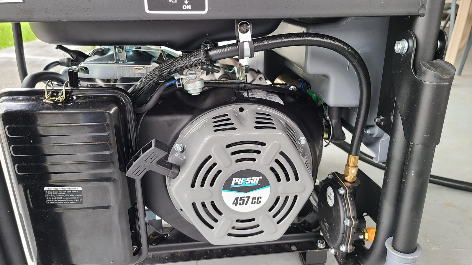 Pulsar G12KBN-SG Heavy Duty Portable Dual Fuel Generator - 9500 Rated Watts & 12000 Peak Watts - Gas & LPG - Electric Start - Transfer Switch & RV Ready - CARB Compliant customer photo 2