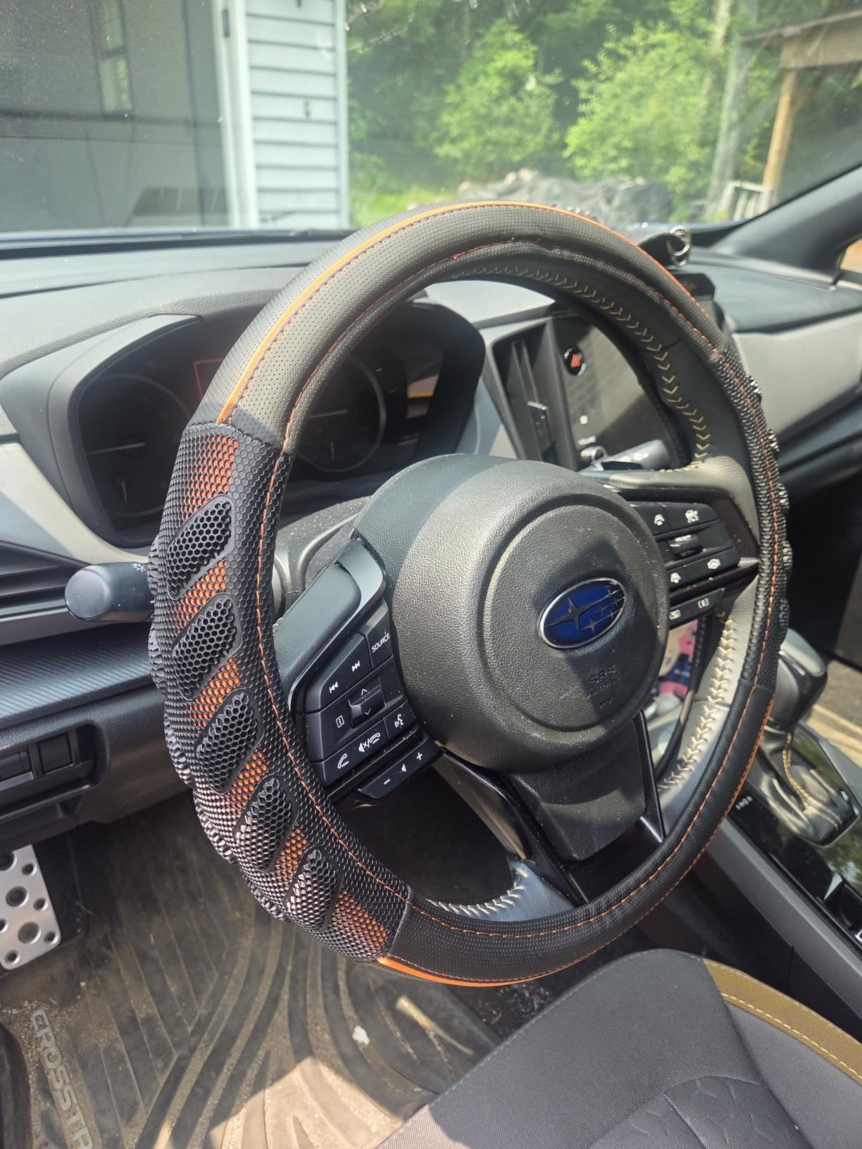 Flying Banner car Steering Wheel Cover Faux Leather Massage Universal fit 3D Honeycomb Hole Anti-Slip Sporty 15 Inches (Grey Black) customer photo 1