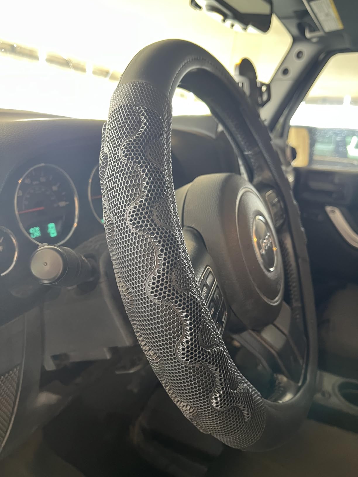PINCTROT Steering Wheel Cover Great Grip Honeycomb 15In Black/Red Stitch - 3D Silicone Anti-Slip customer photo 2