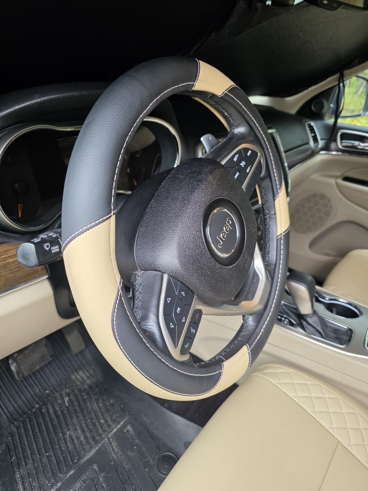 Leather Car Steering Wheel Cover, Universal Fit for Most Cars, Black customer photo 1