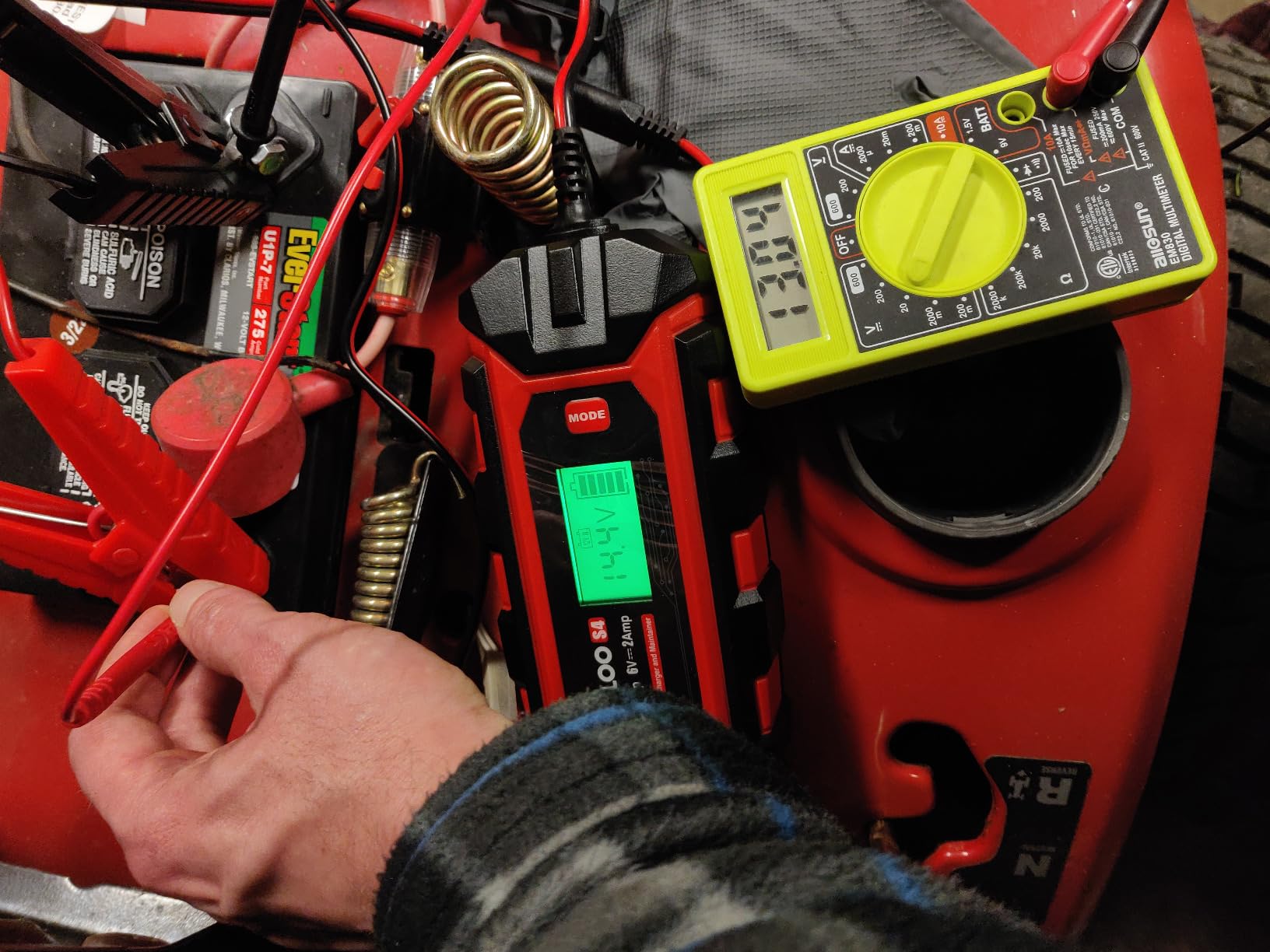 GOOLOO S4 4A Car Battery Charger, 6V/12V Smart Trickle Charger Maintainer customer photo 2
