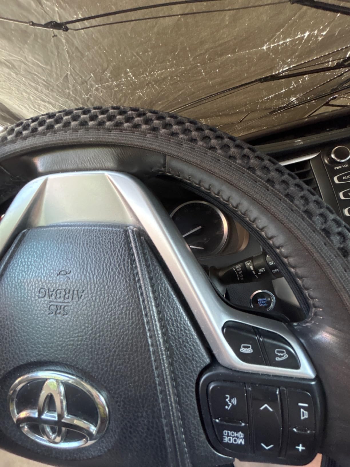 Moly Magnolia 15 Inch Steering Wheel Cover, Microfiber Ice Silk, Blue customer photo 1